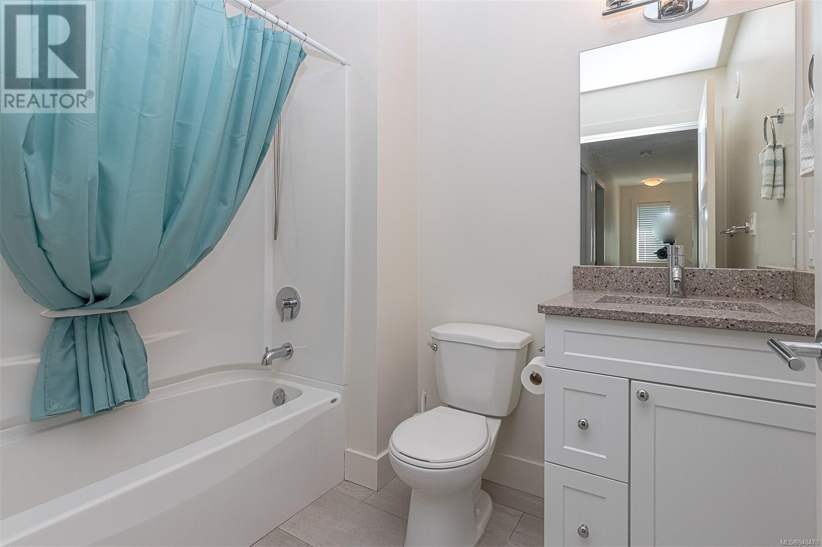 116 2117 Charters Rd, #116