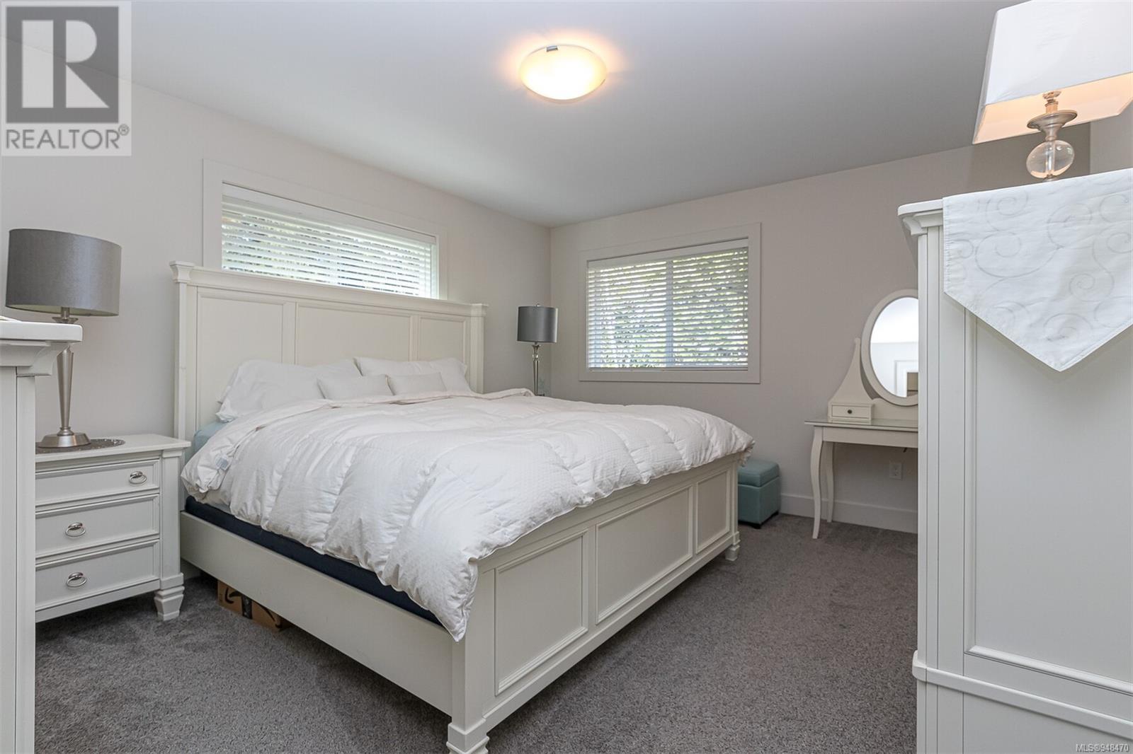 116 2117 Charters Rd, #116
