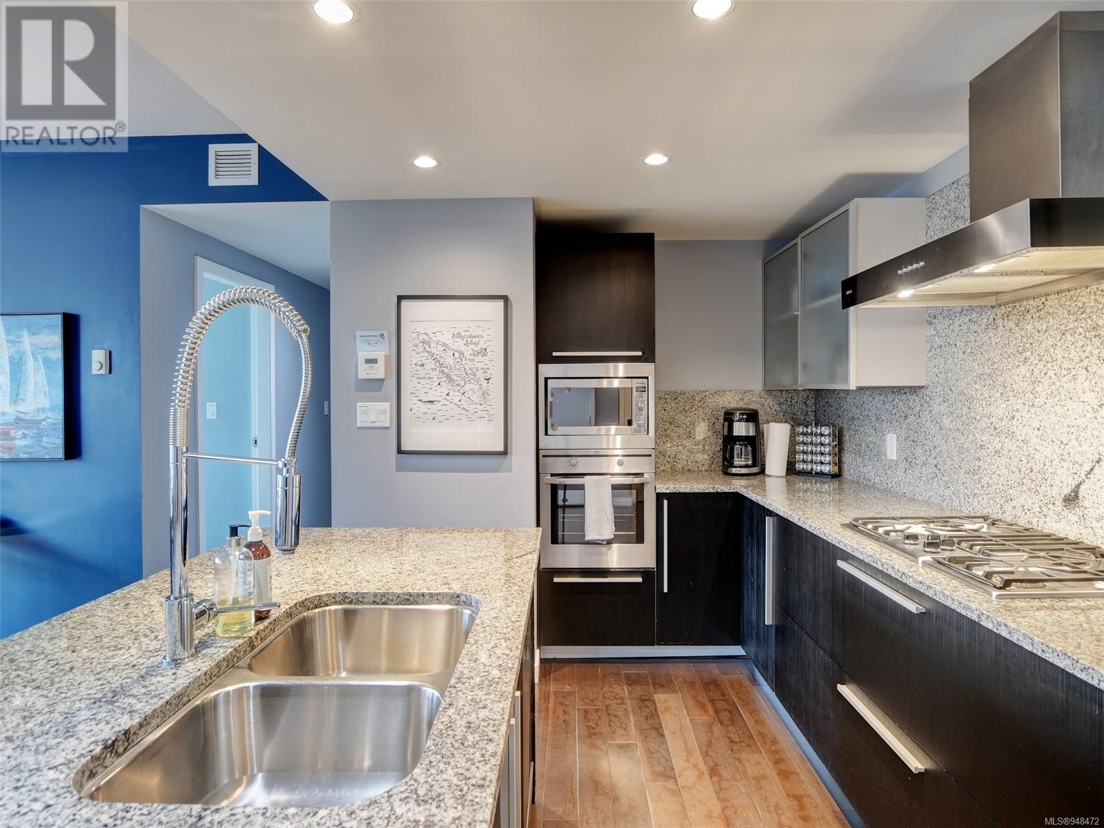706 707 Courtney St, #706