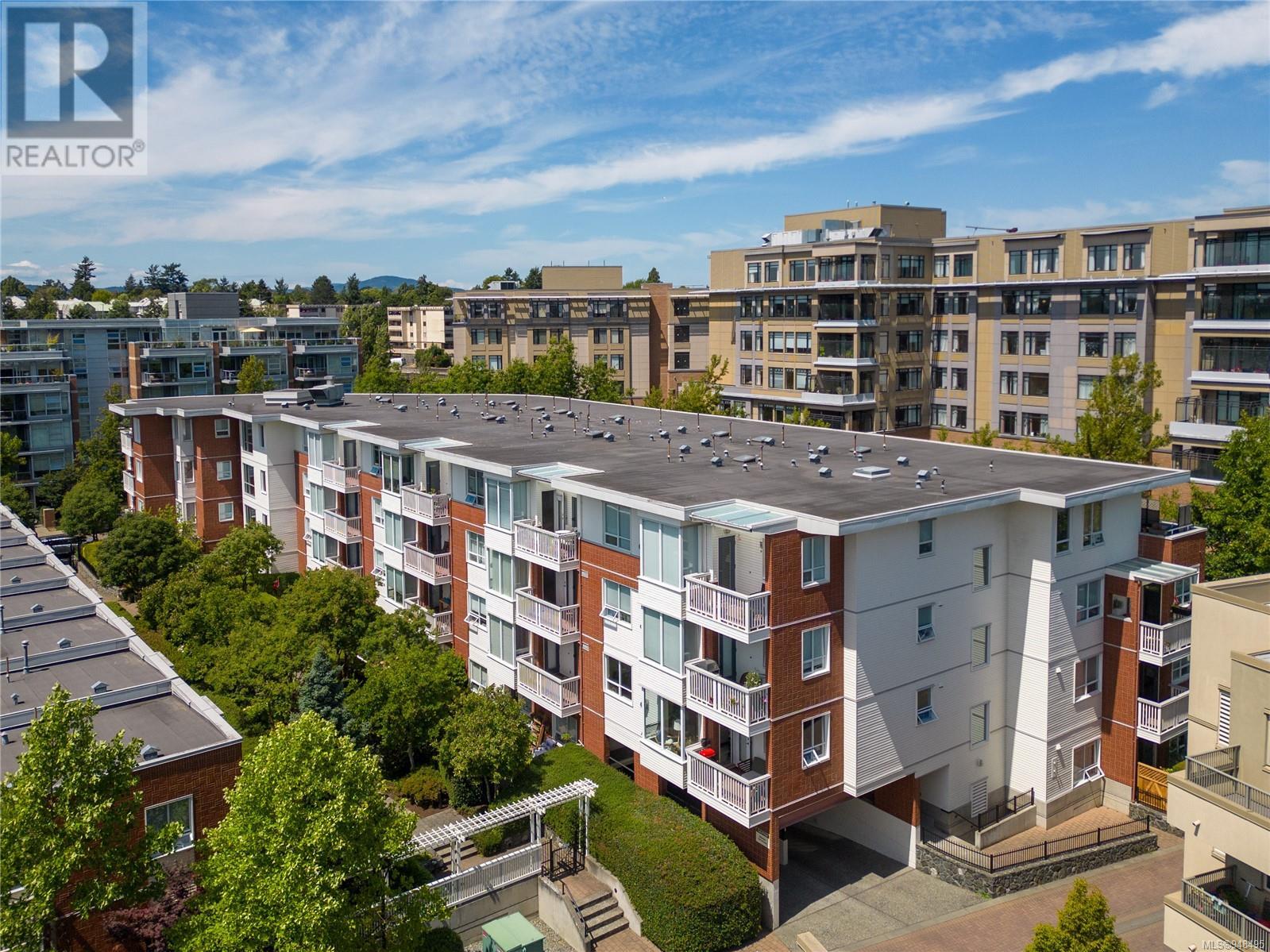 207 380 Waterfront Cres, #207
