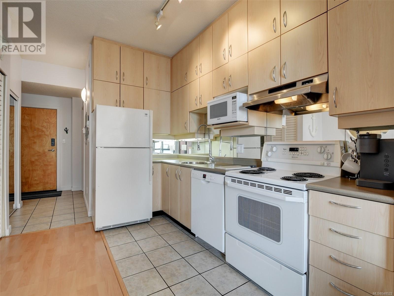310 409 Swift St, #310