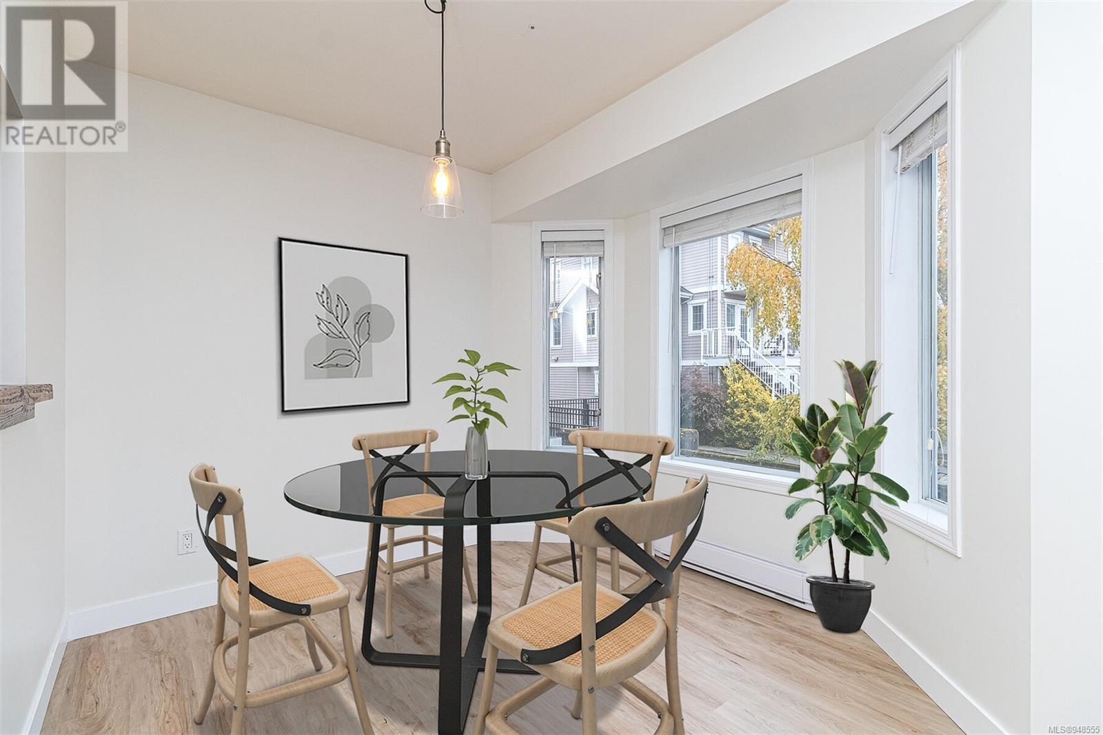 103 1039 Caledonia Ave, #103