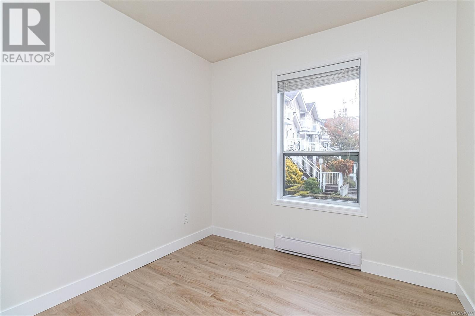 103 1039 Caledonia Ave, #103