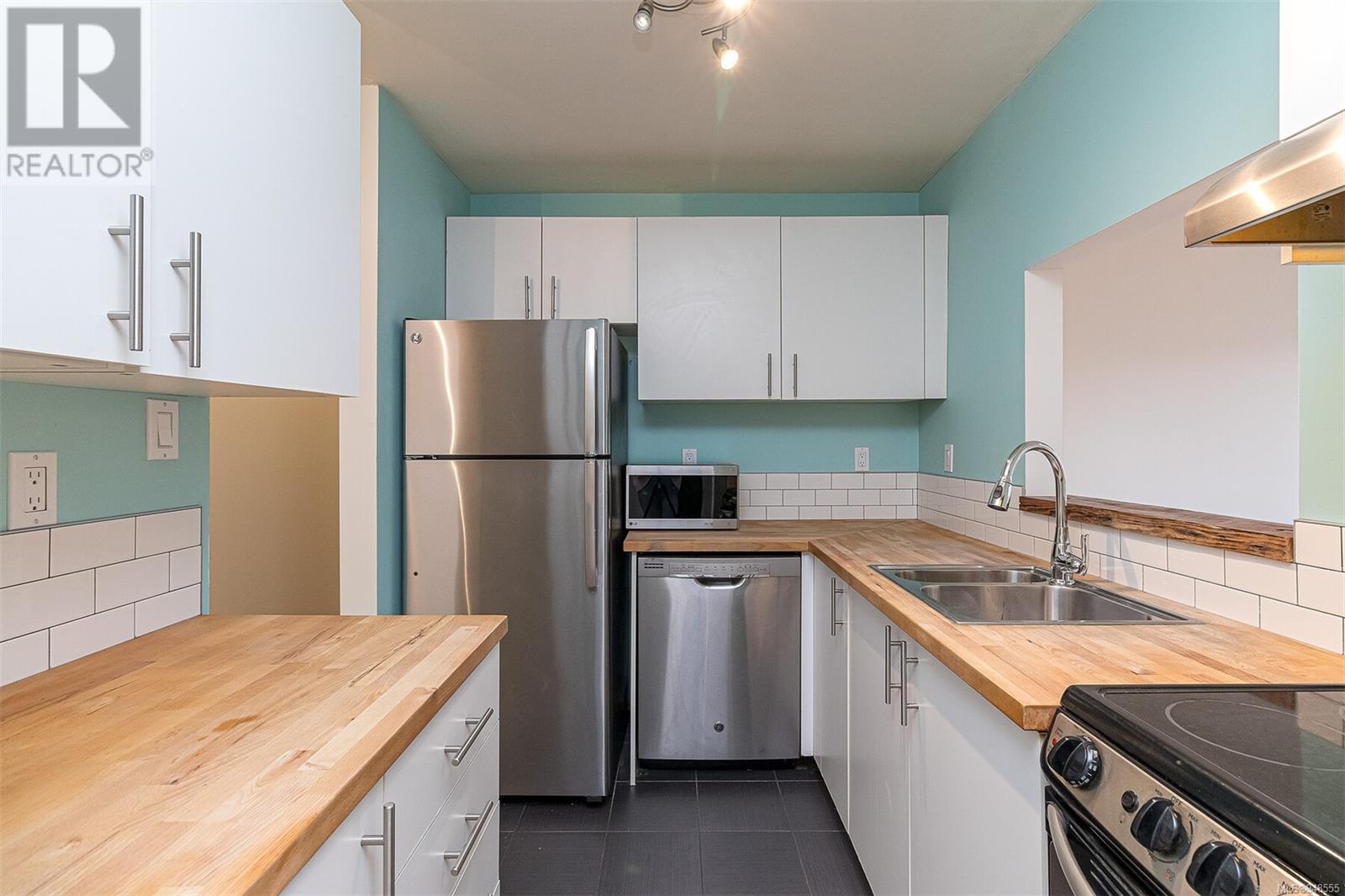 103 1039 Caledonia Ave, #103