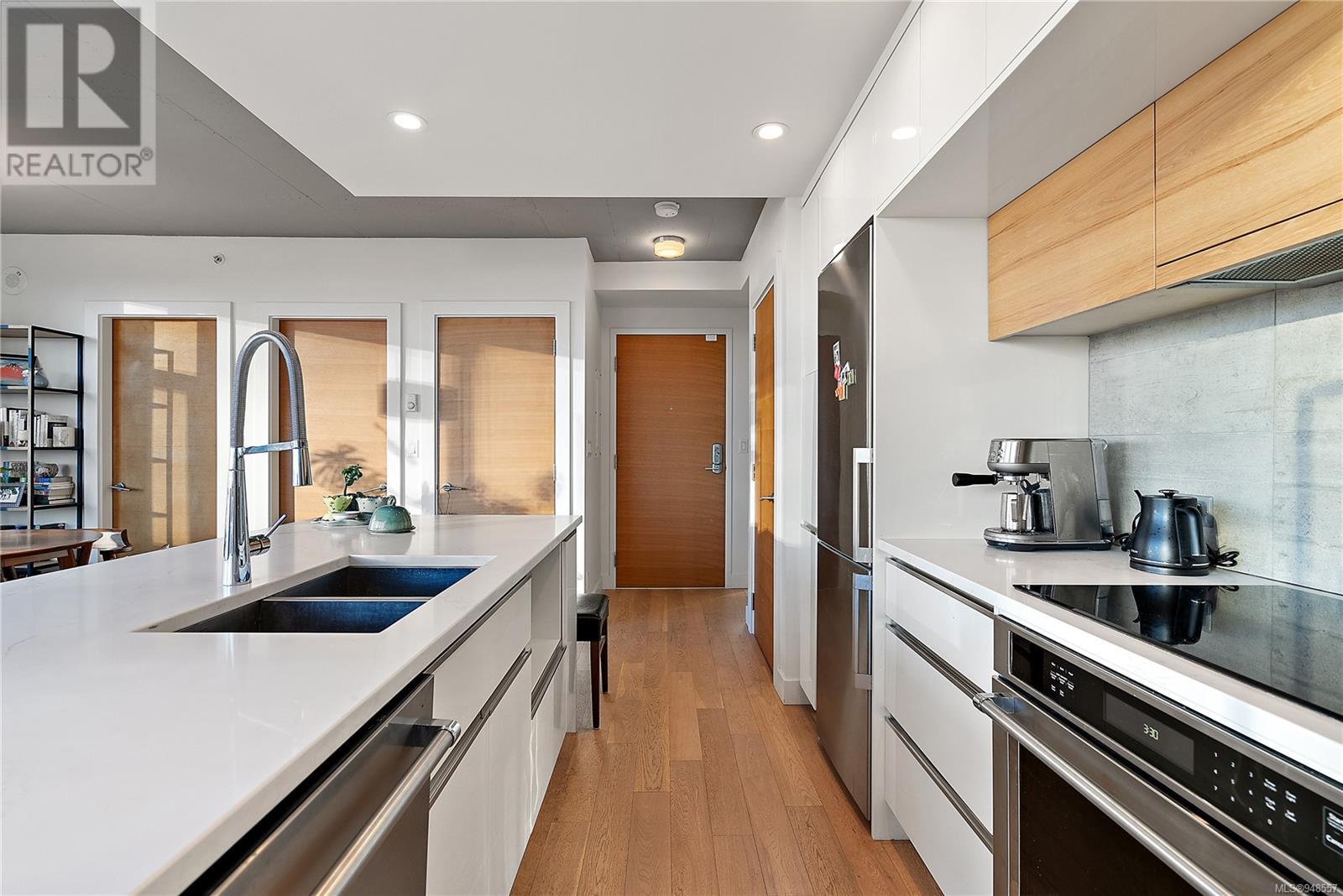 610 989 Johnson St, #610
