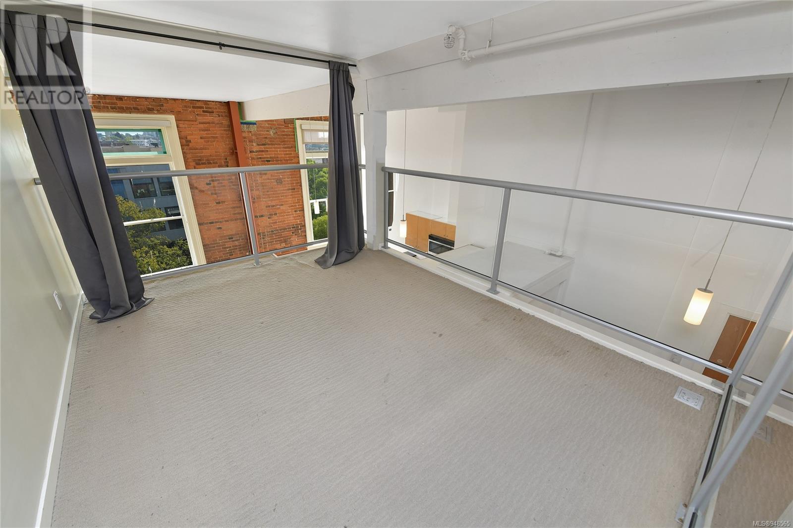 301 524 Yates St, #301