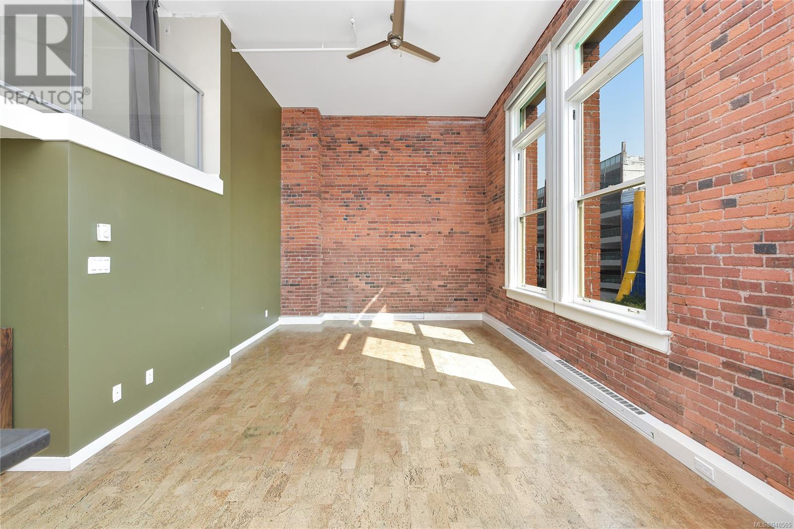 301 524 Yates St, #301