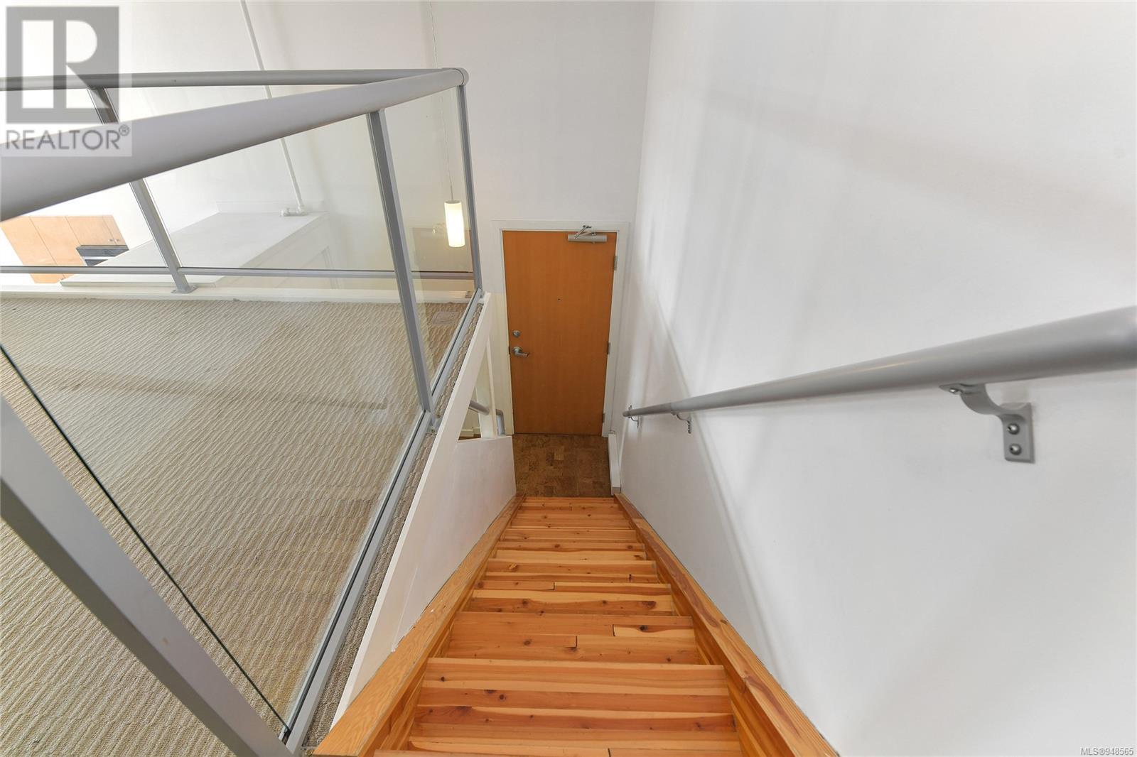 301 524 Yates St, #301