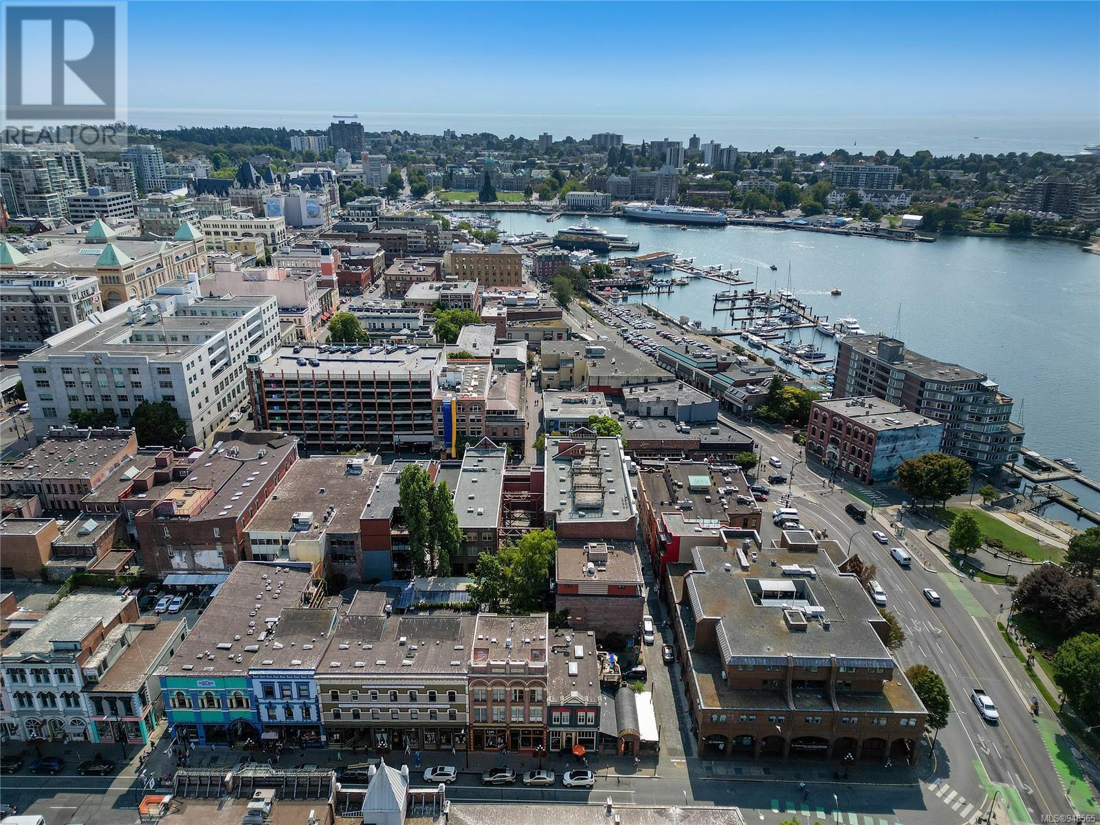 301 524 Yates St, #301
