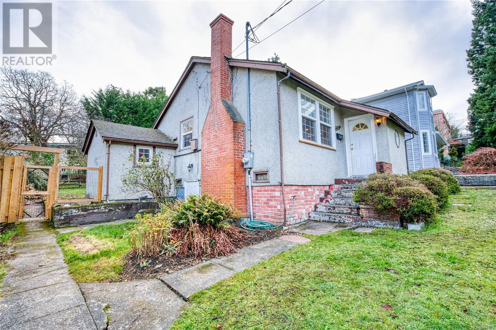 809 Intervale Ave