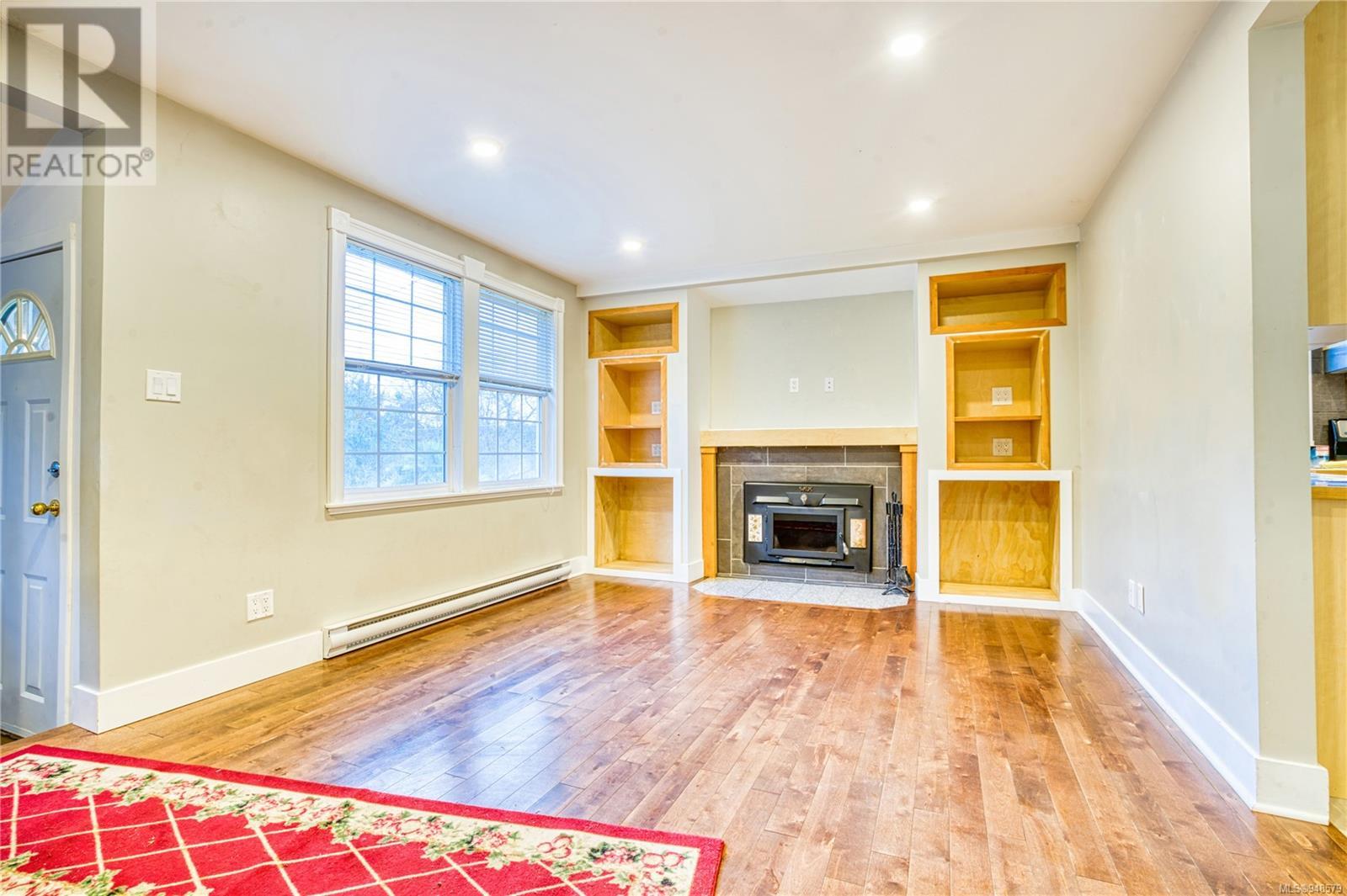 809 Intervale Ave
