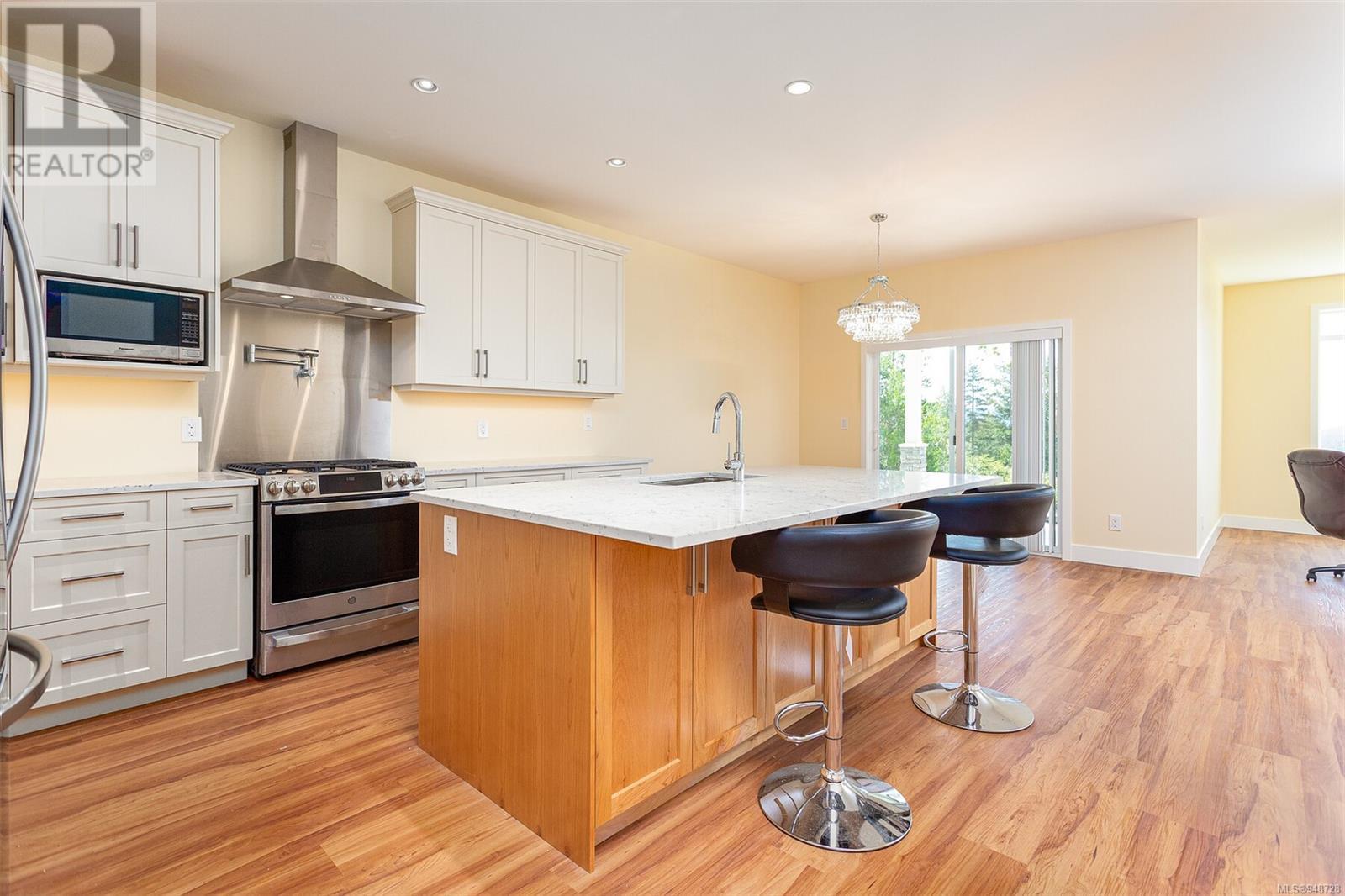 5380 Basinview Hts