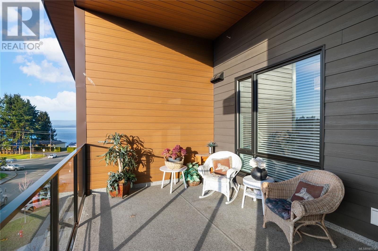 405 100 Lombardy St, #405