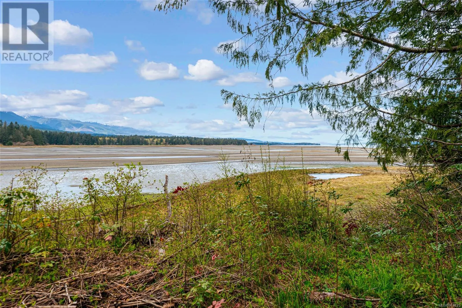 Lot 13 Island Hwy W