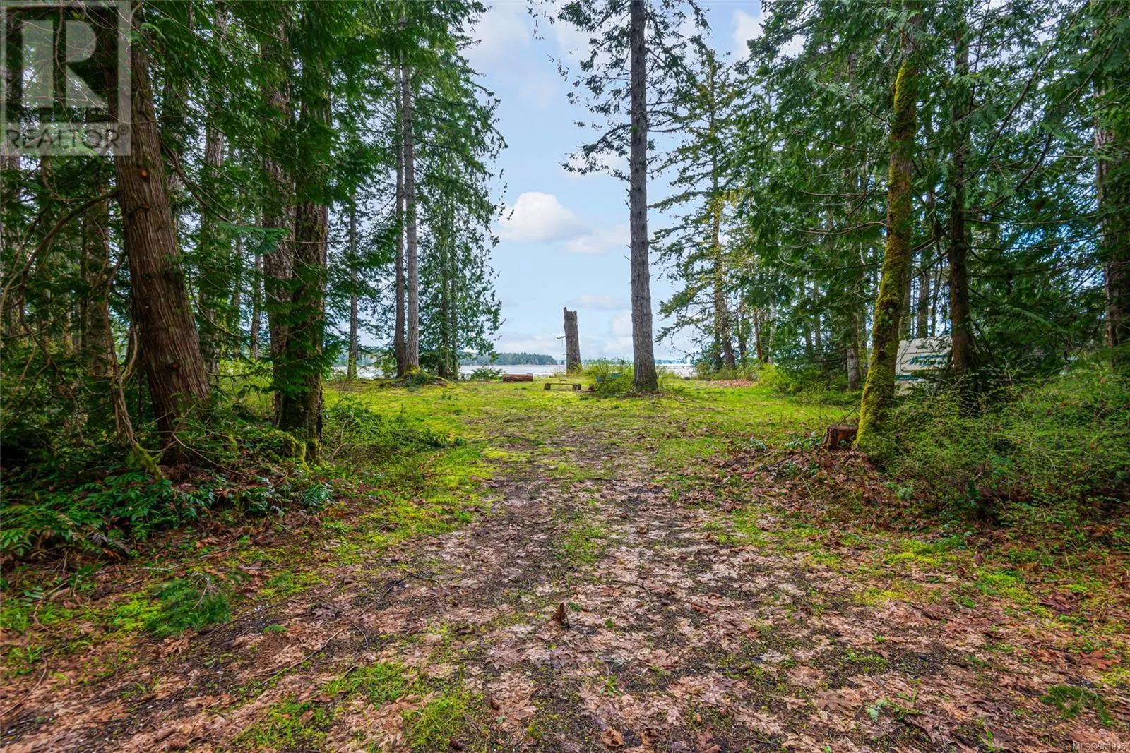 Lot 13 Island Hwy W