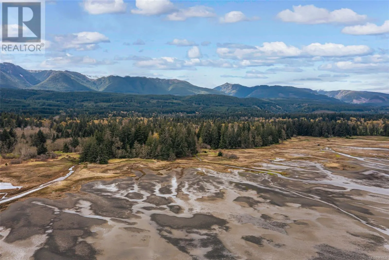 Lot 13 Island Hwy W