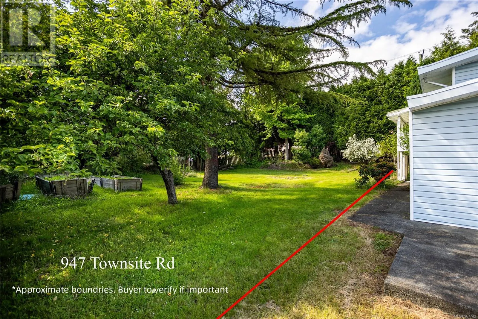 947 Townsite Rd
