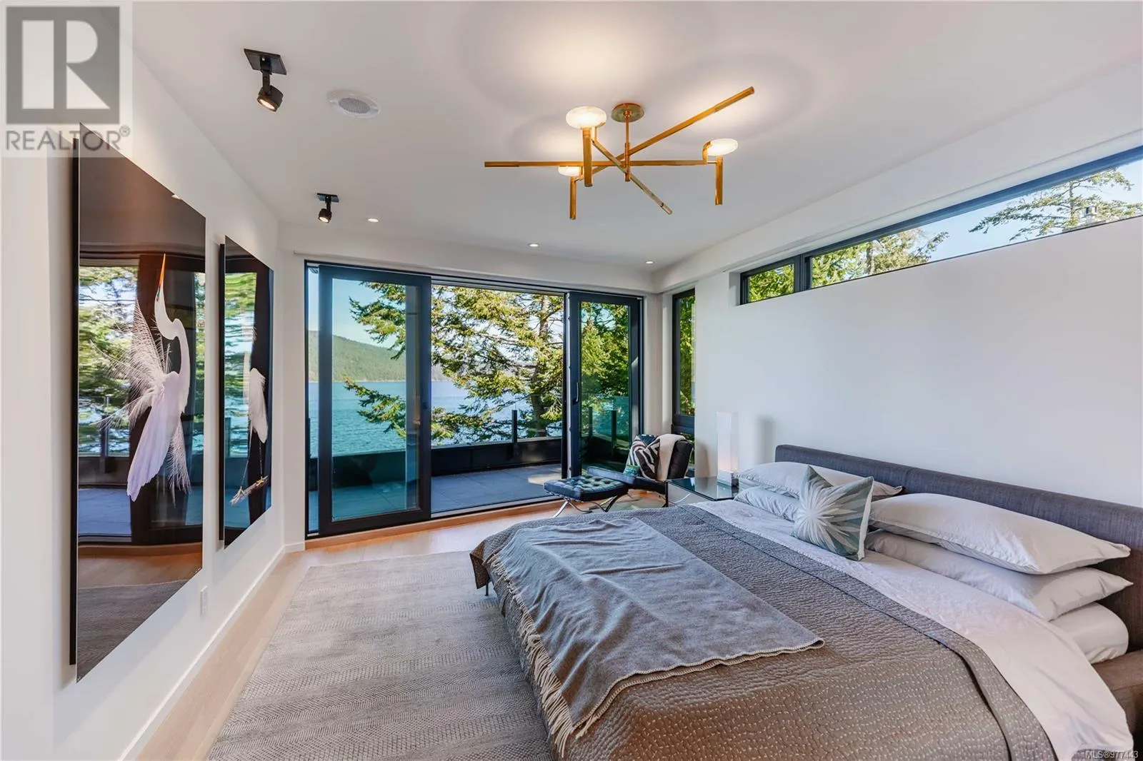 848 Lands End Rd