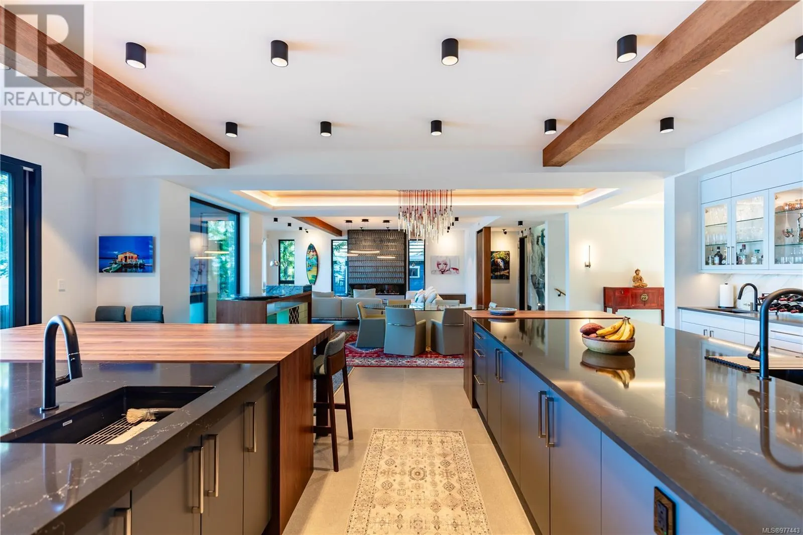 848 Lands End Rd