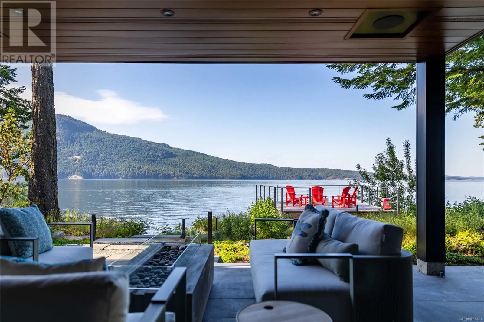 848 Lands End Rd