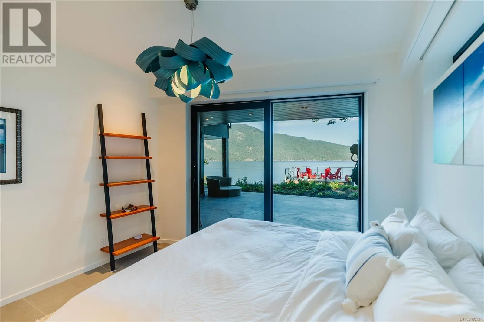 848 Lands End Rd