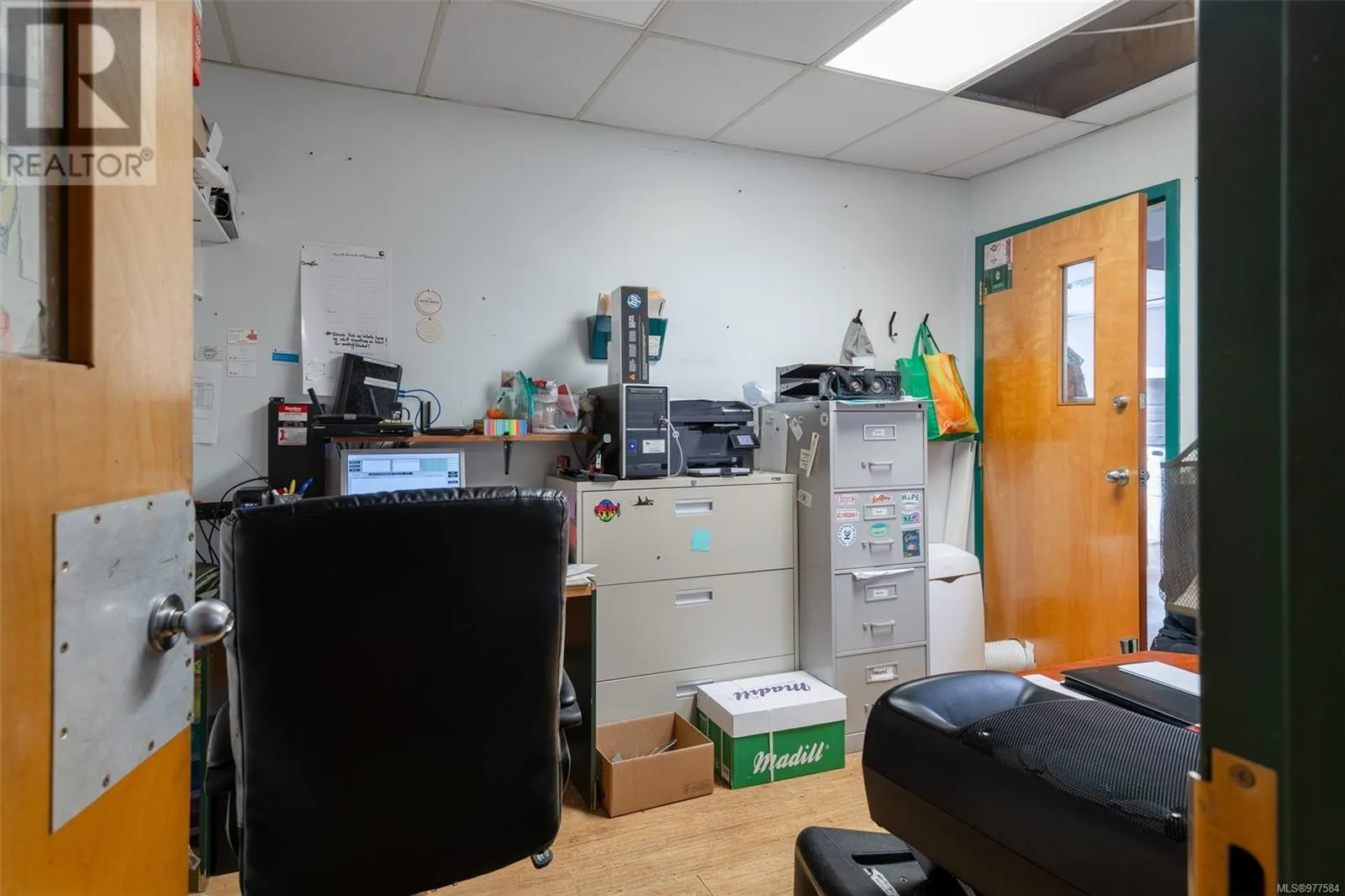 125 Comox Rd