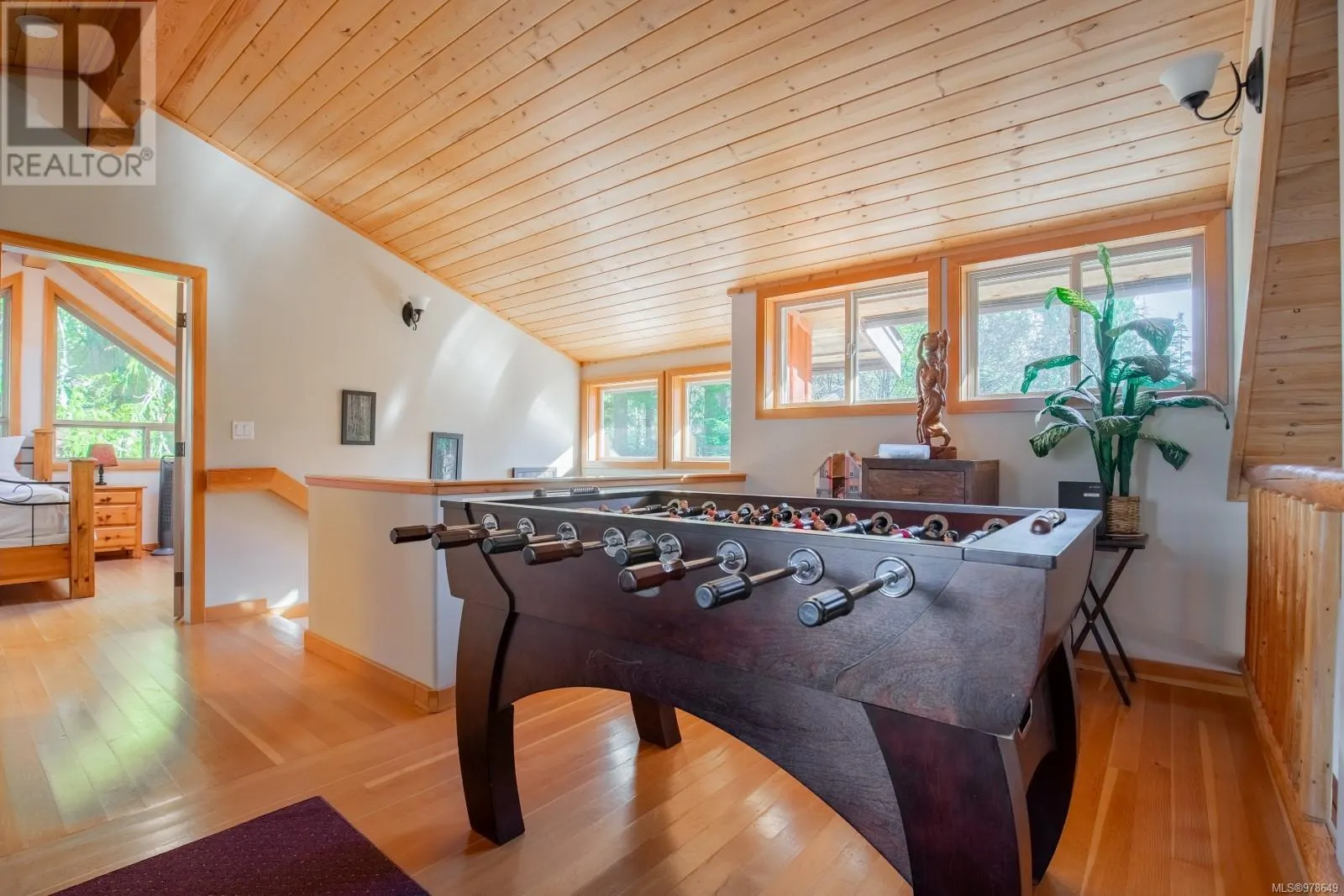 1027 Jensens Bay Rd