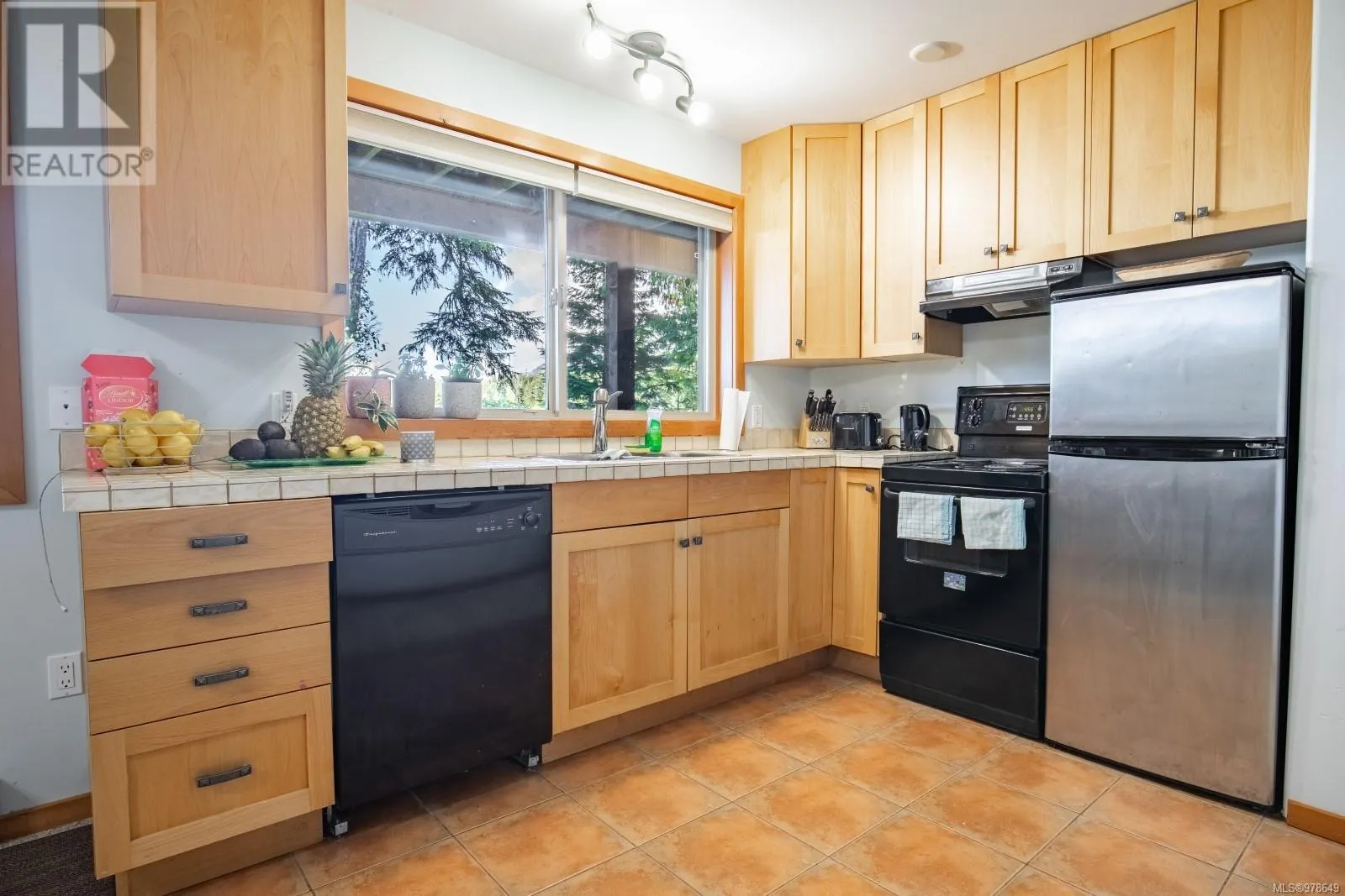 1027 Jensens Bay Rd