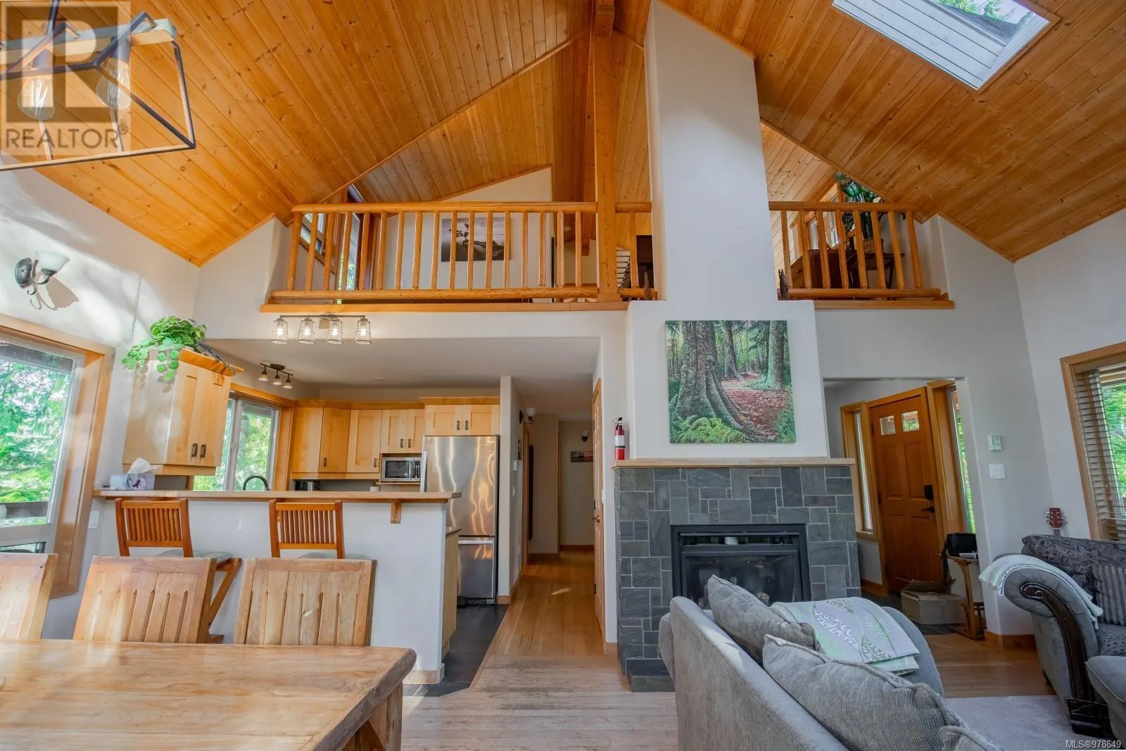 1027 Jensens Bay Rd