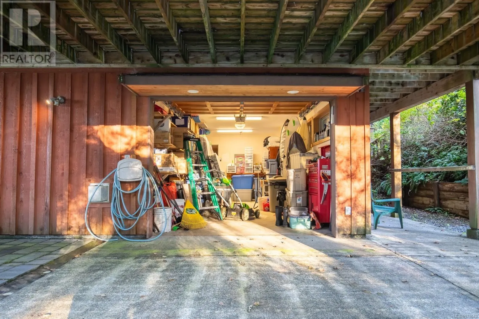 1027 Jensens Bay Rd