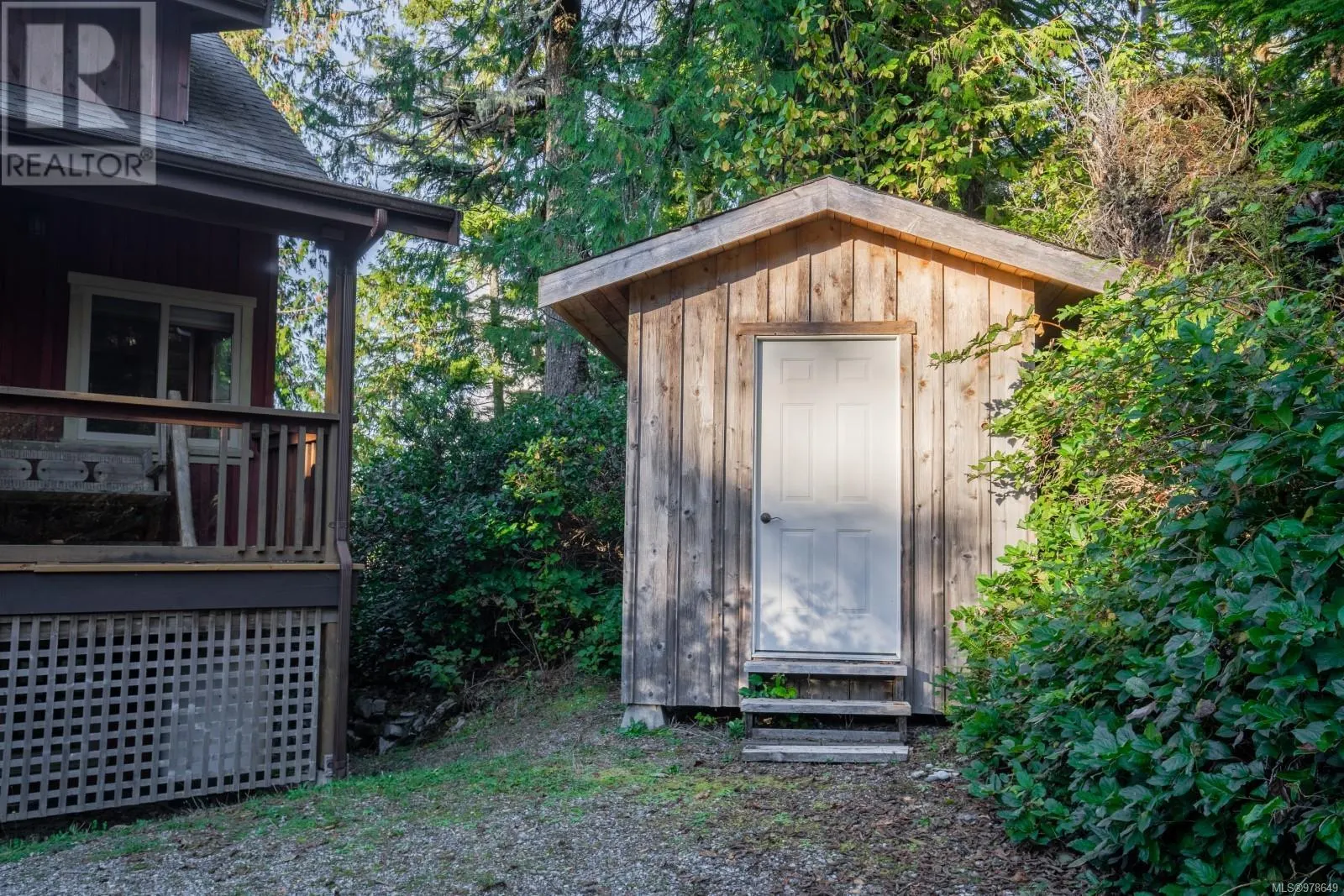1027 Jensens Bay Rd