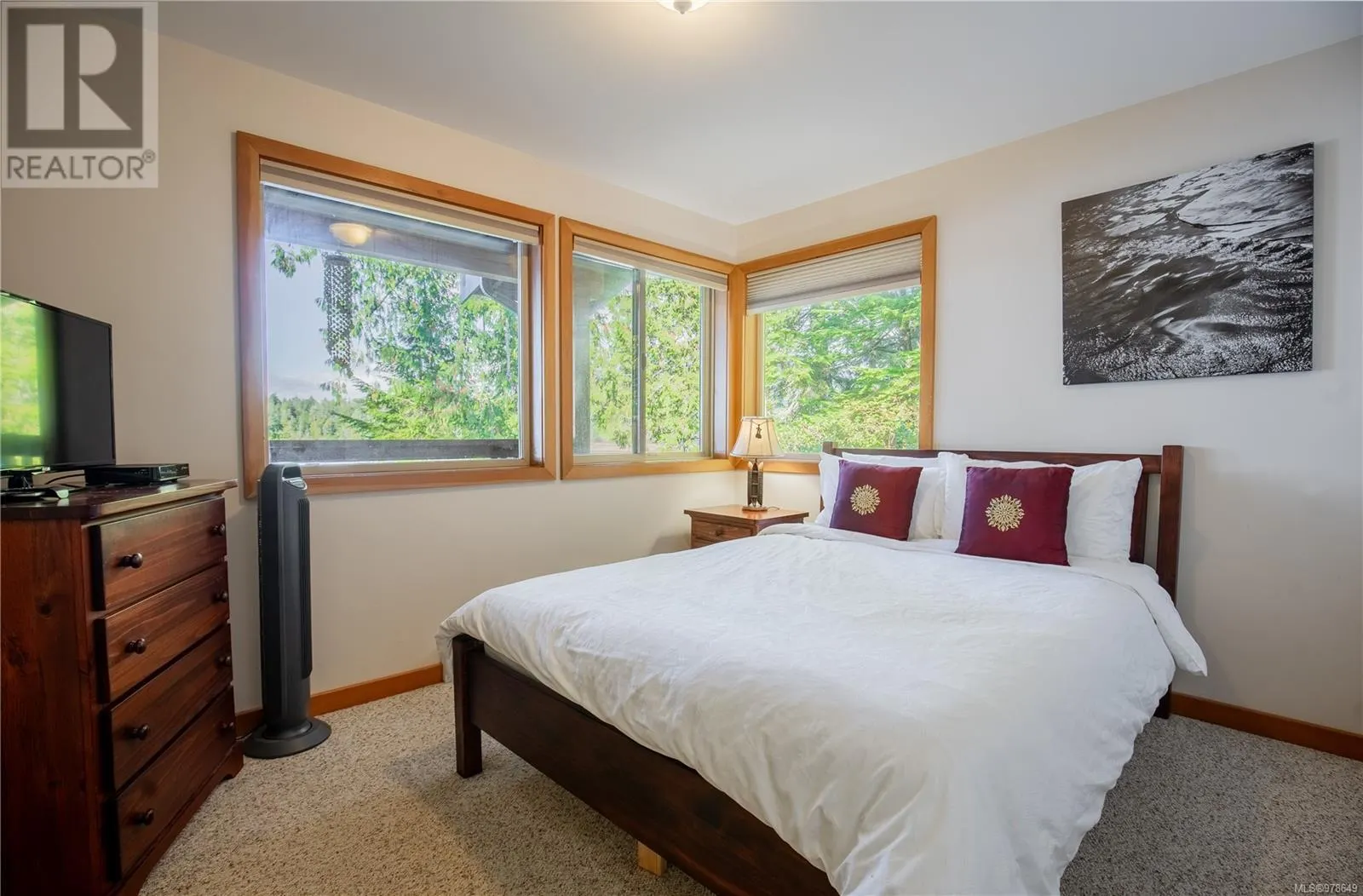 1027 Jensens Bay Rd