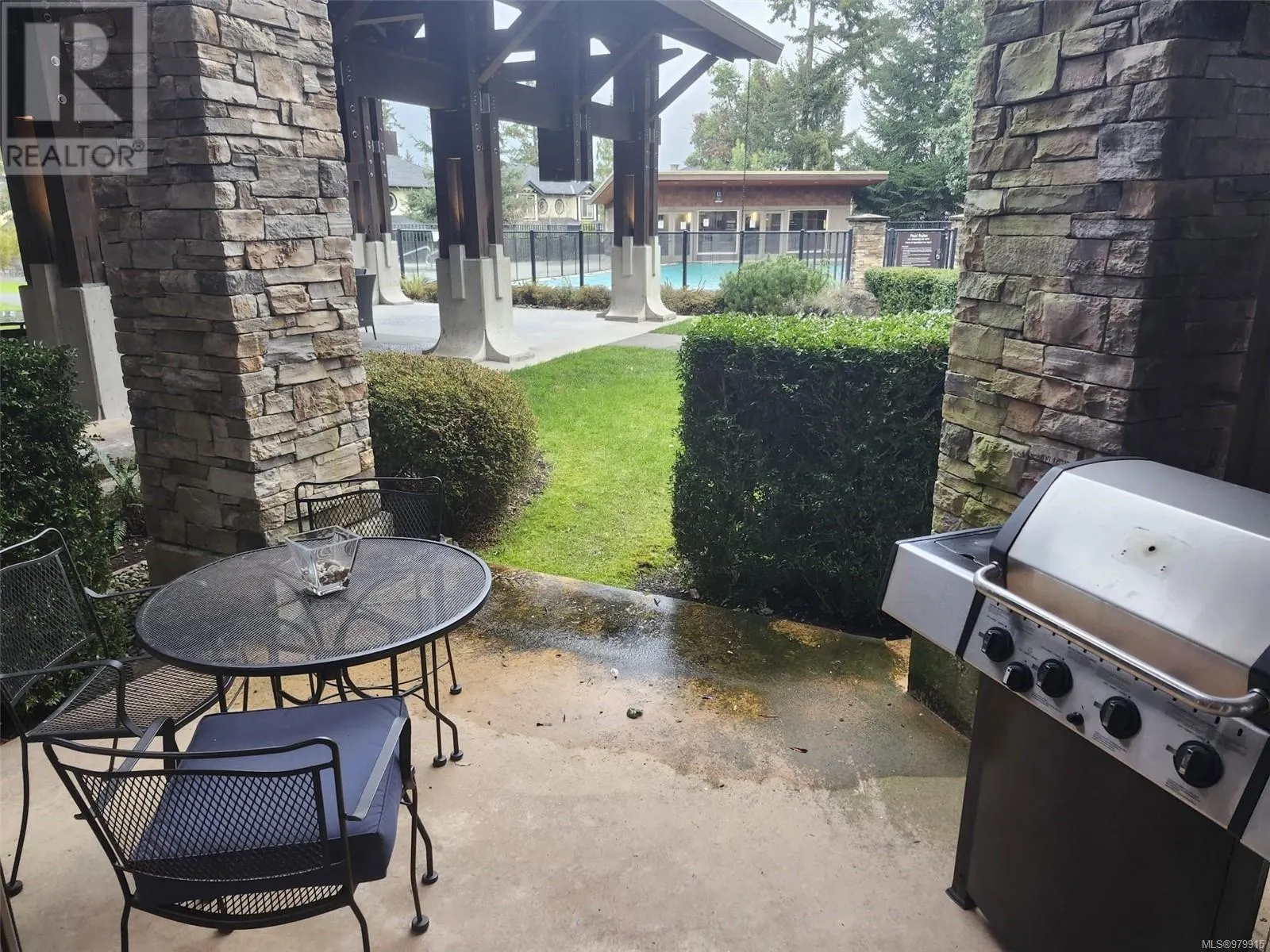 106 1175 Resort Dr