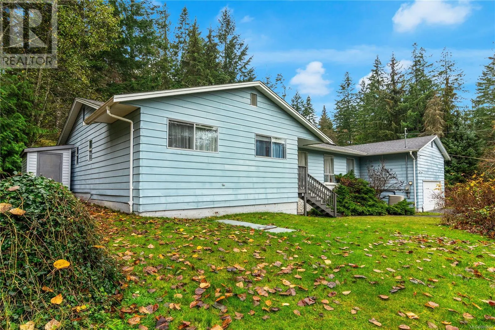 6513 Phantom Rd
