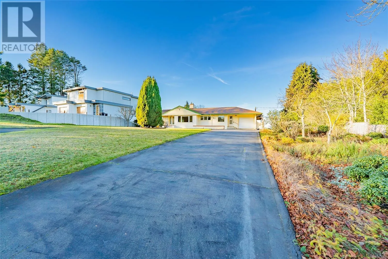 441 Memorial Ave