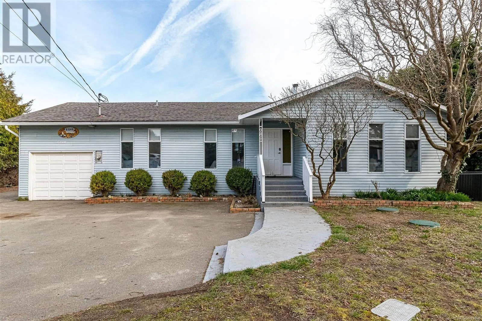 5545 Island Hwy