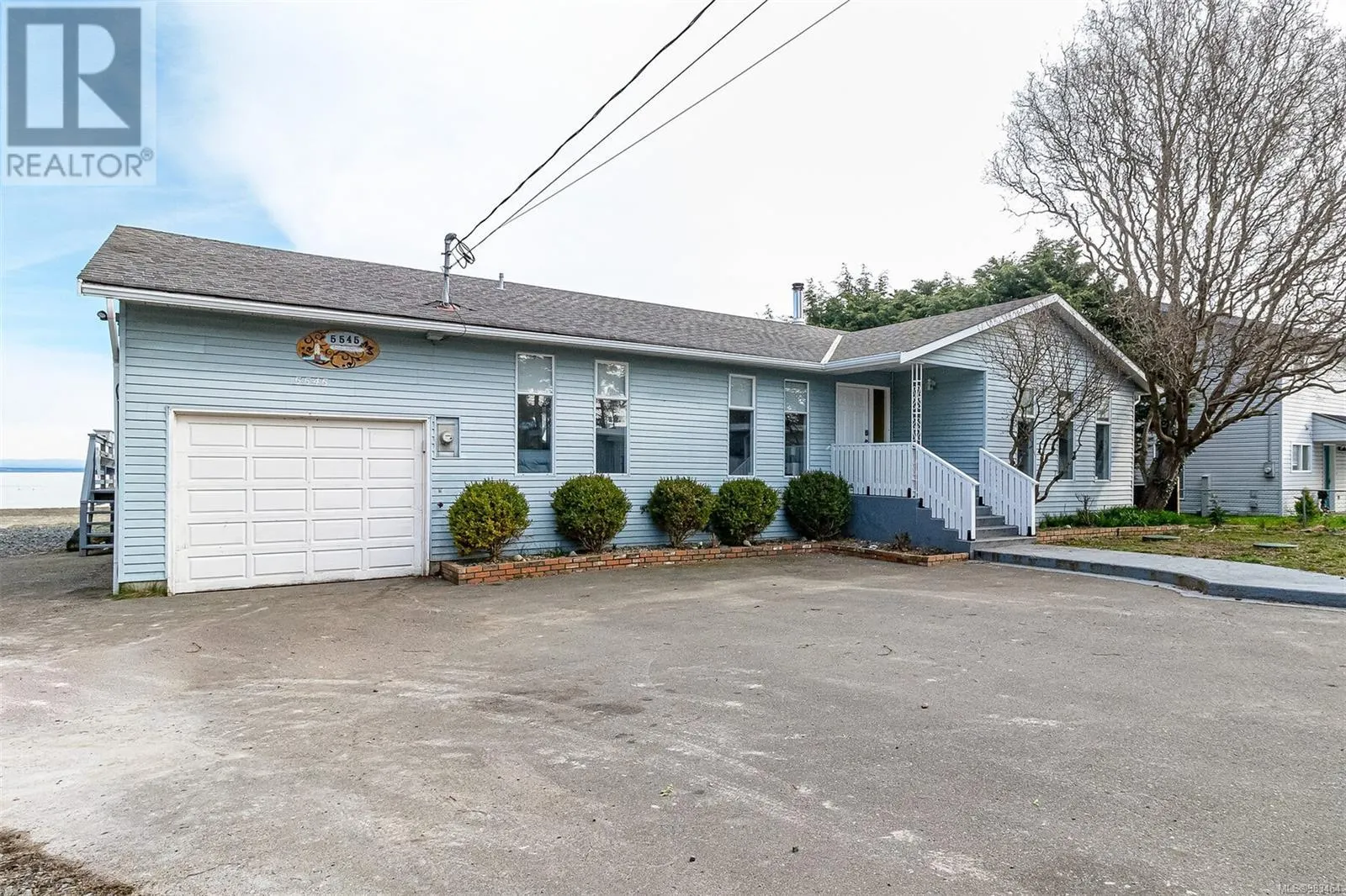 5545 Island Hwy