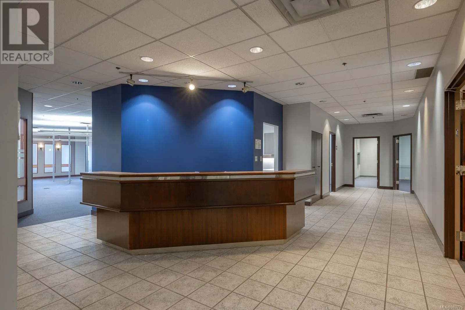 13 Victoria Cres