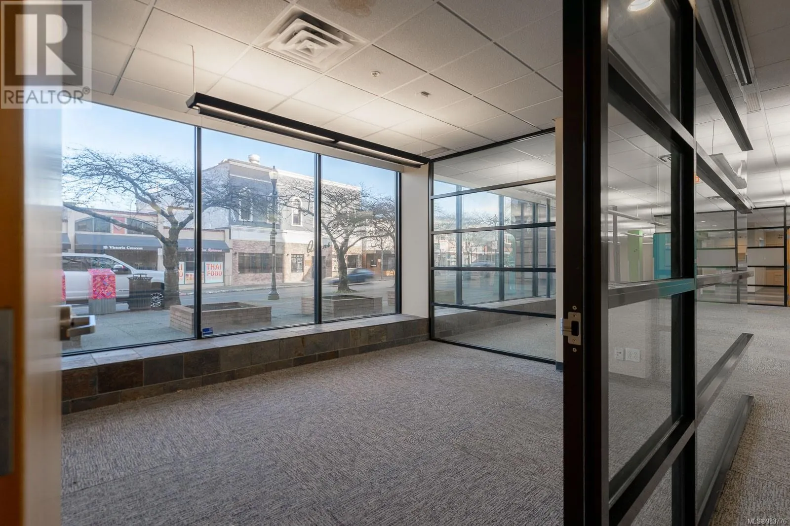 13 Victoria Cres