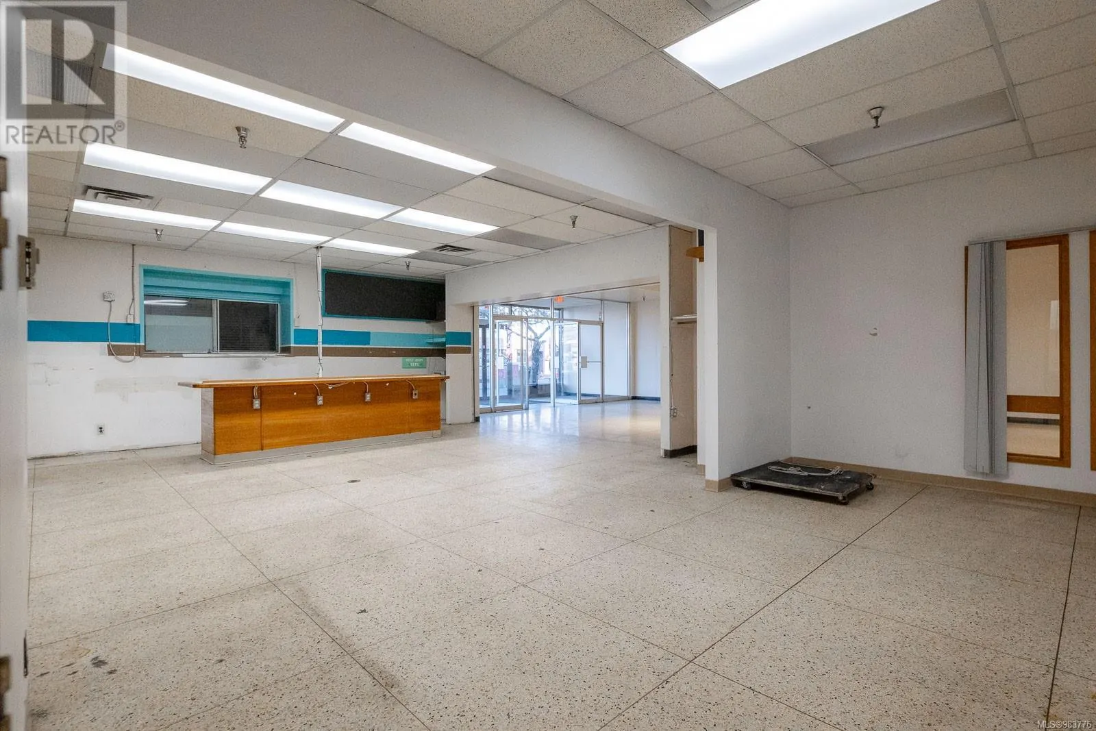 13 Victoria Cres