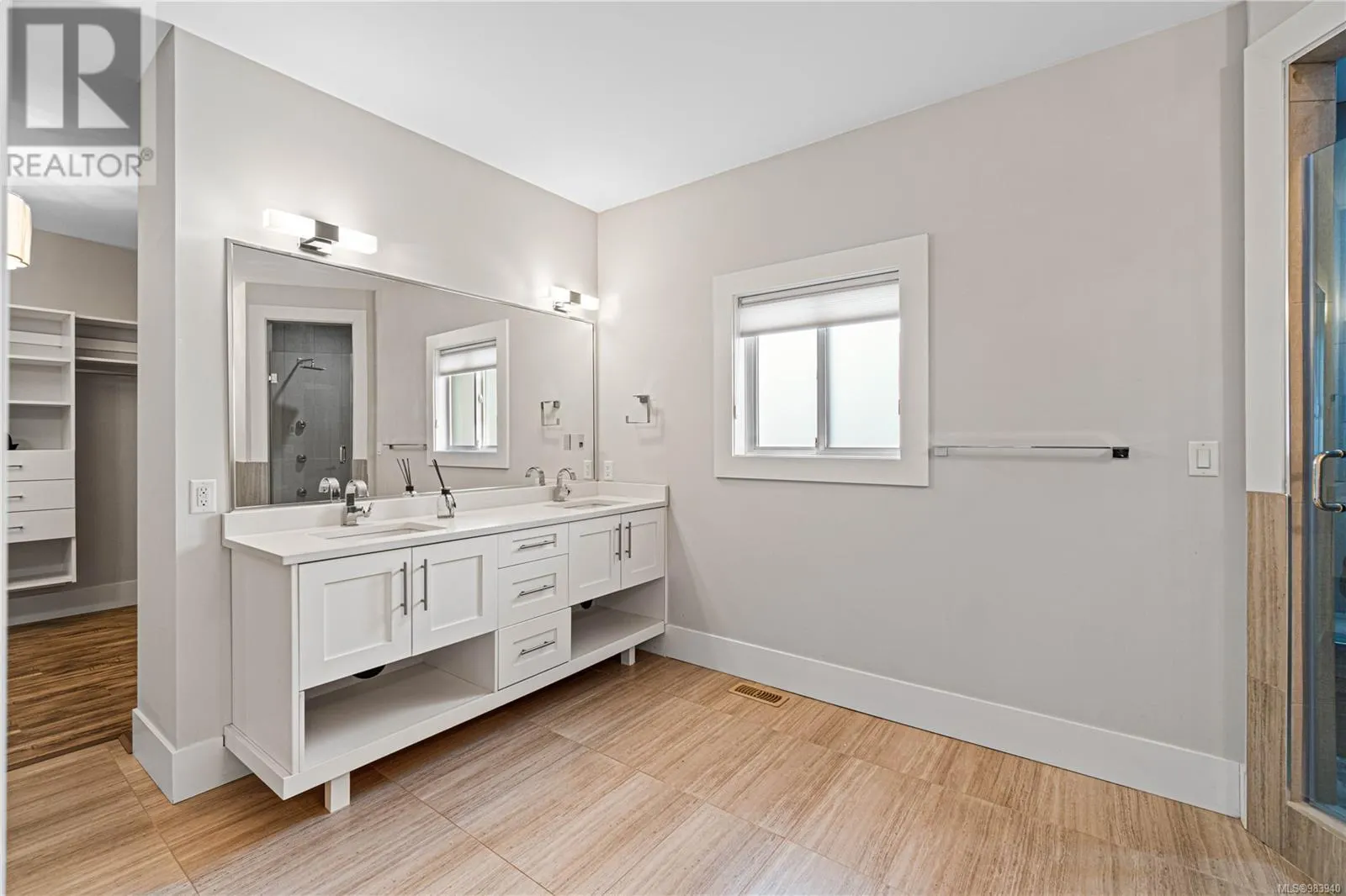 6259 Icarus Dr