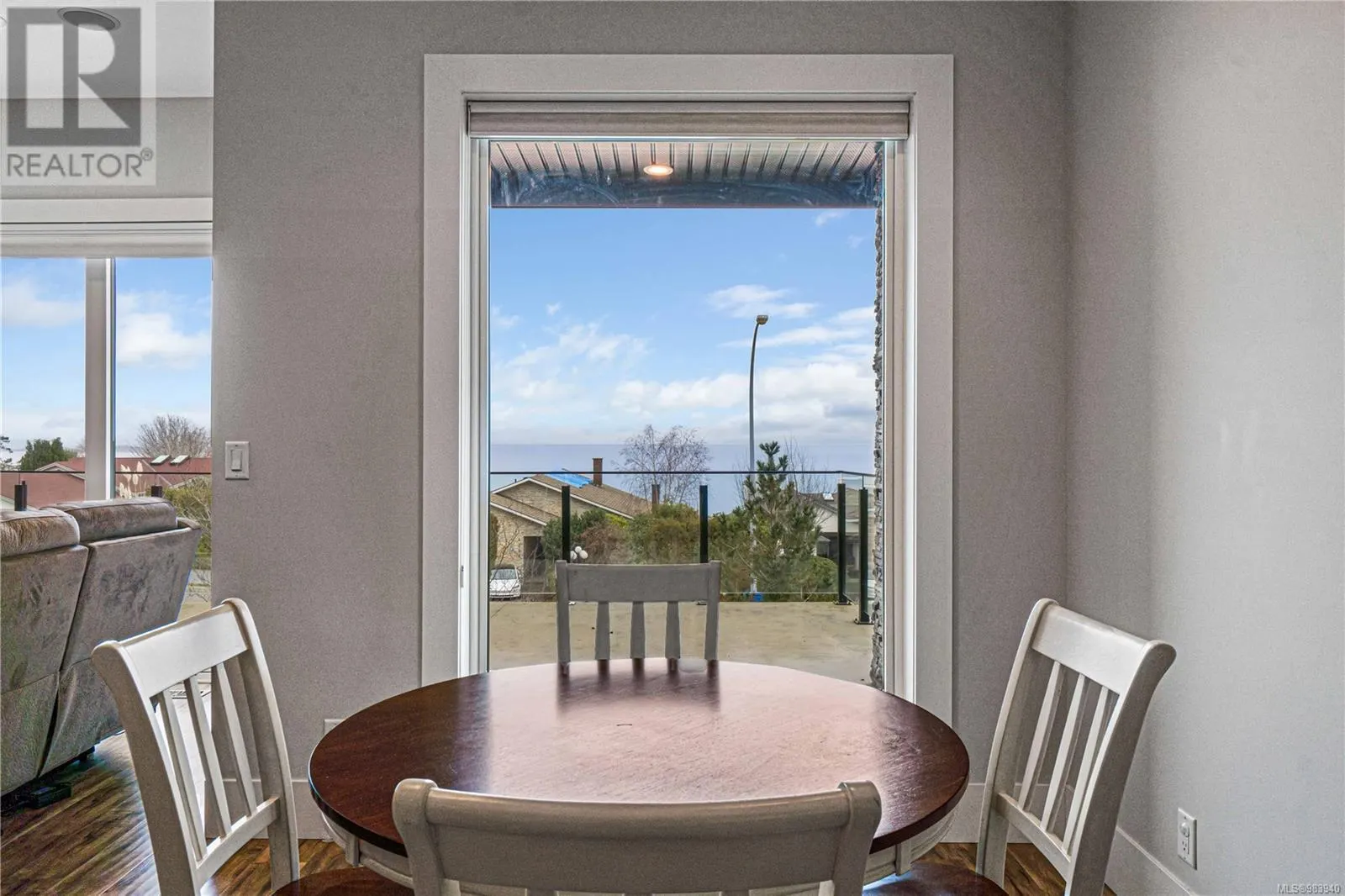 6259 Icarus Dr