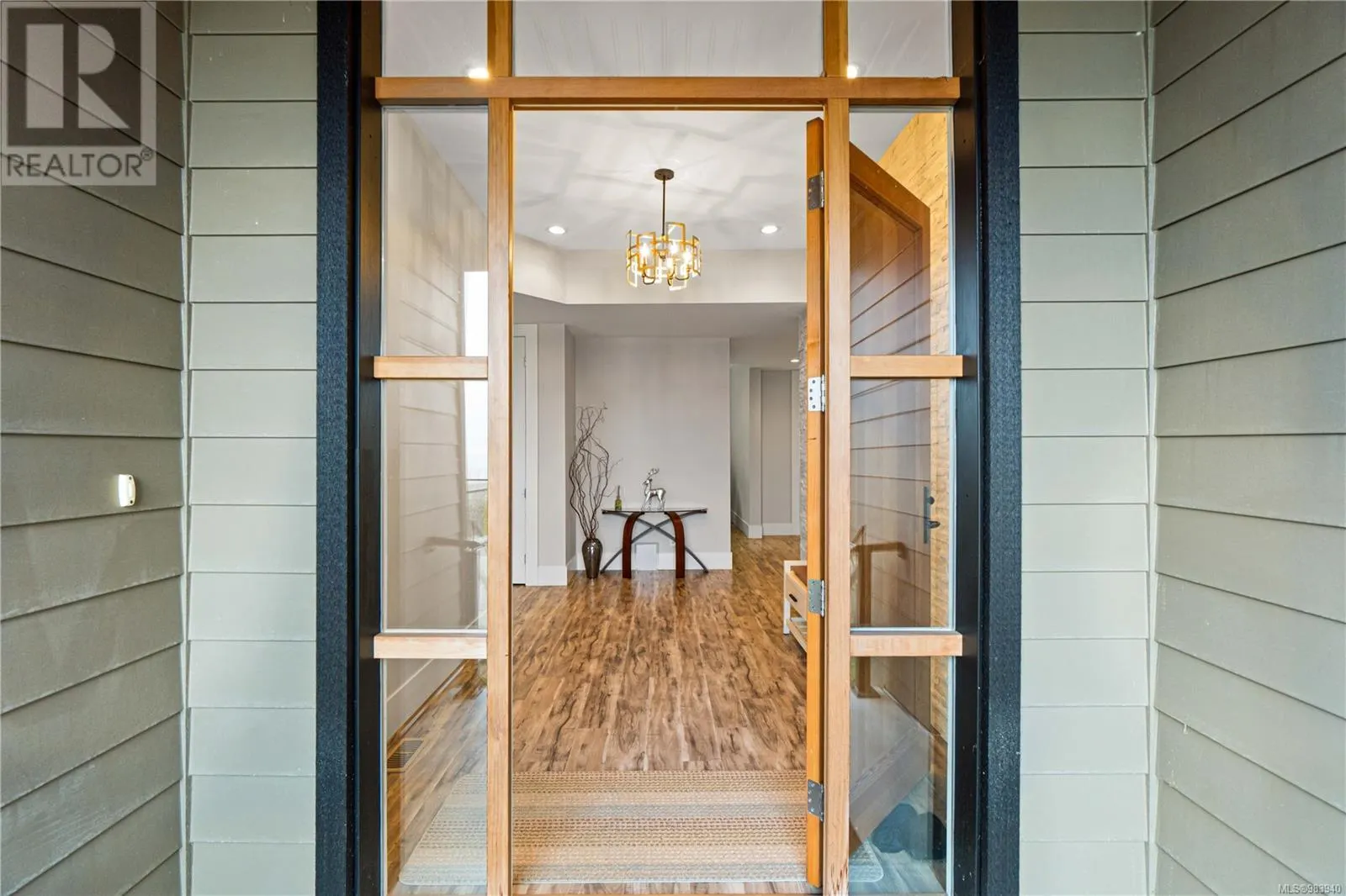 6259 Icarus Dr