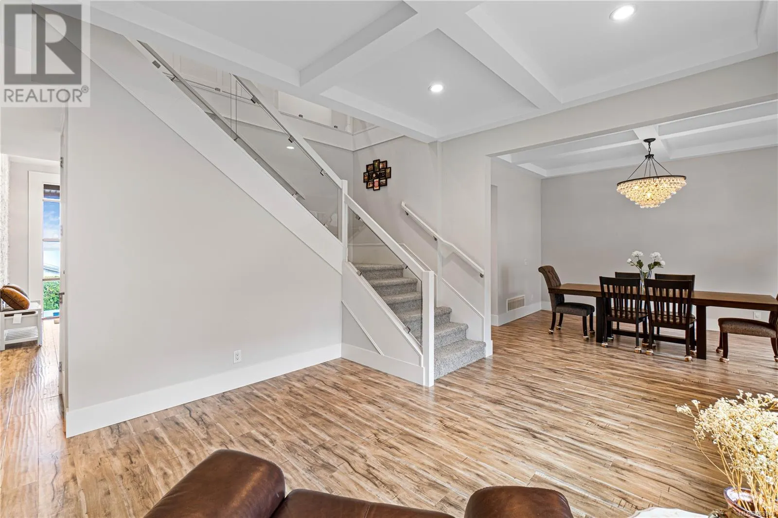 6259 Icarus Dr