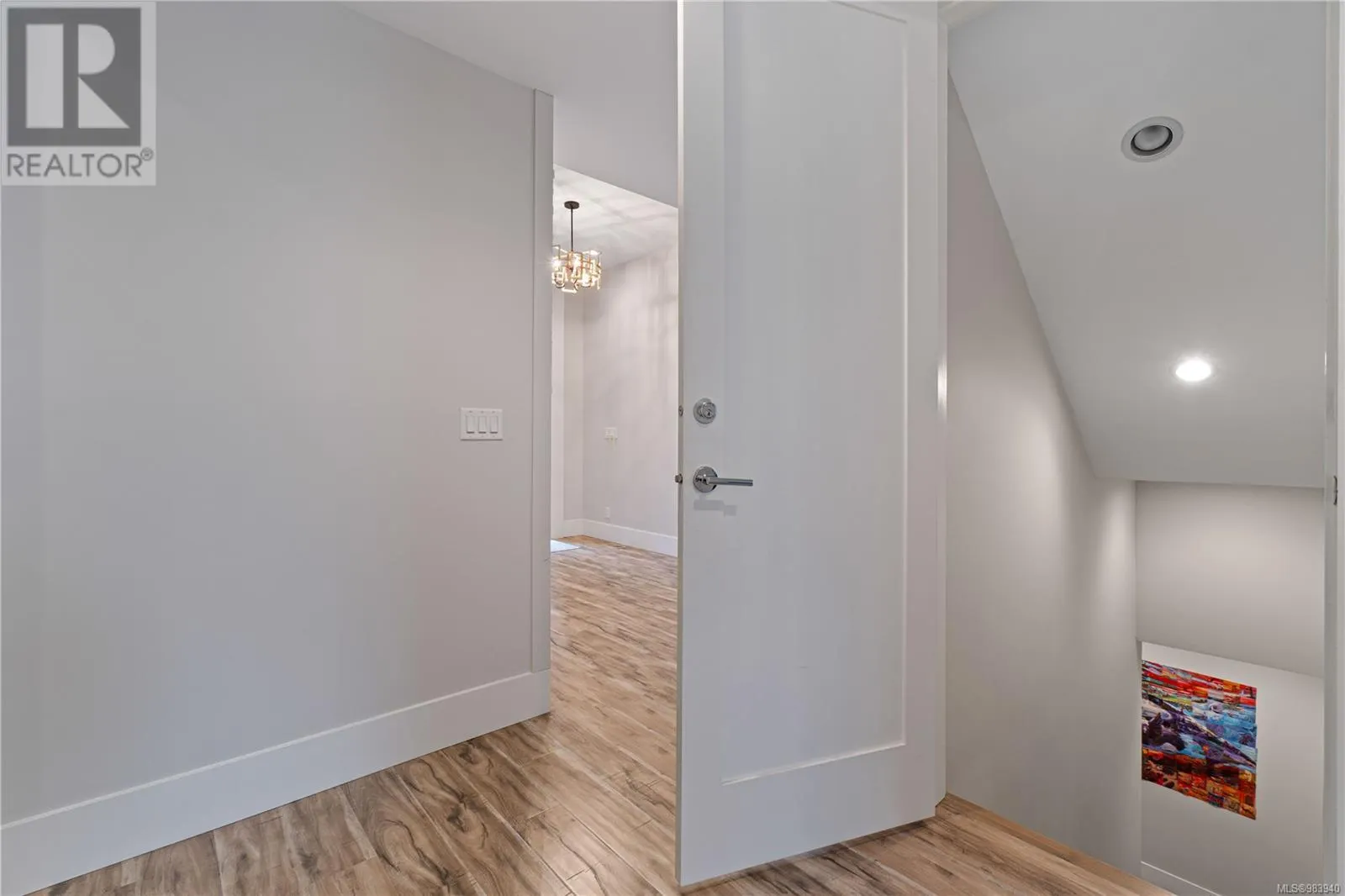 6259 Icarus Dr