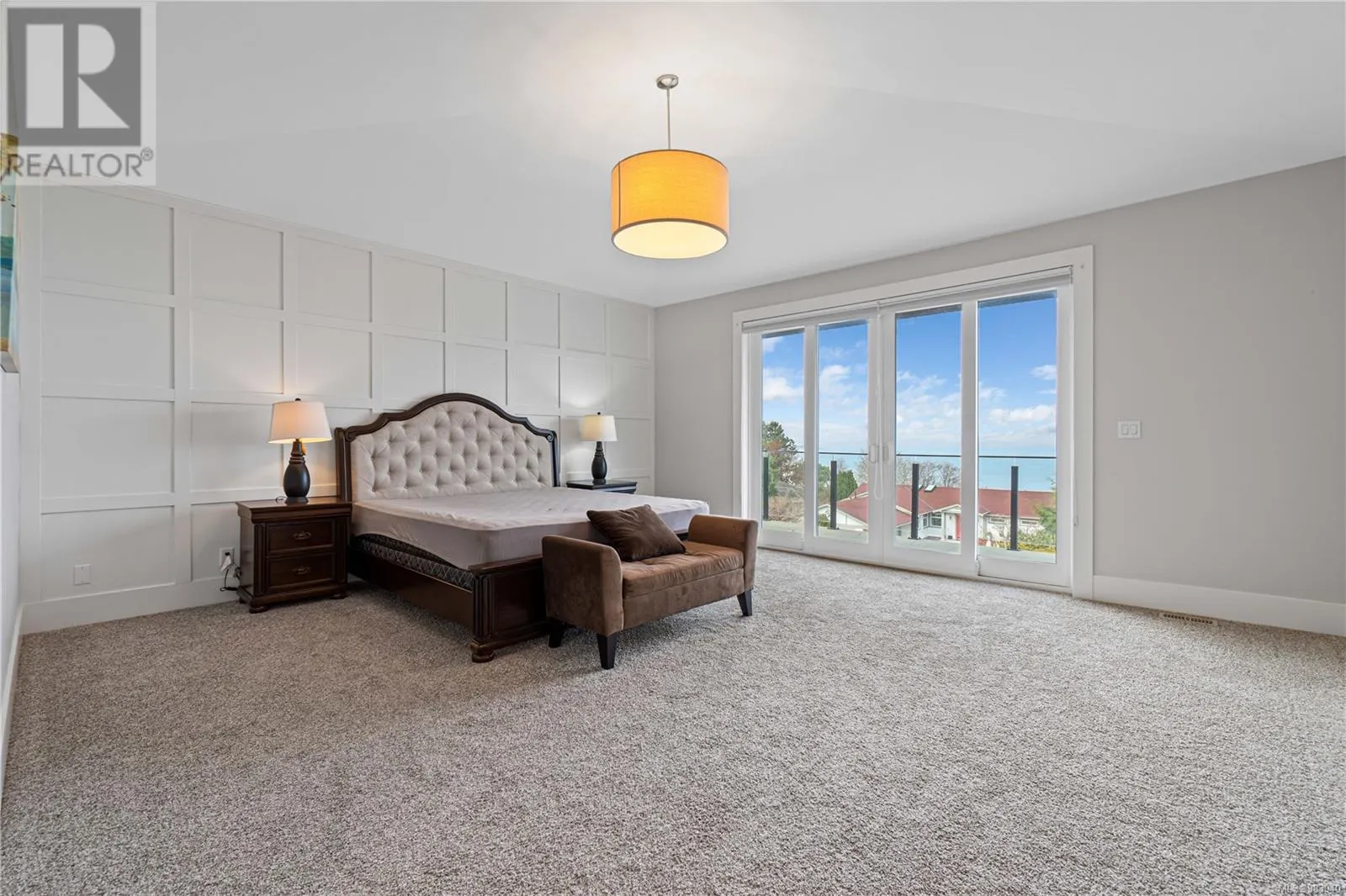 6259 Icarus Dr