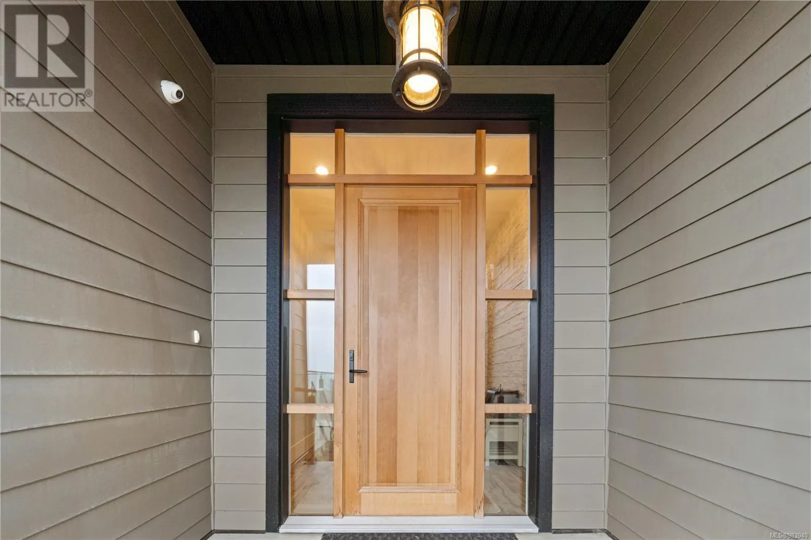 6259 Icarus Dr