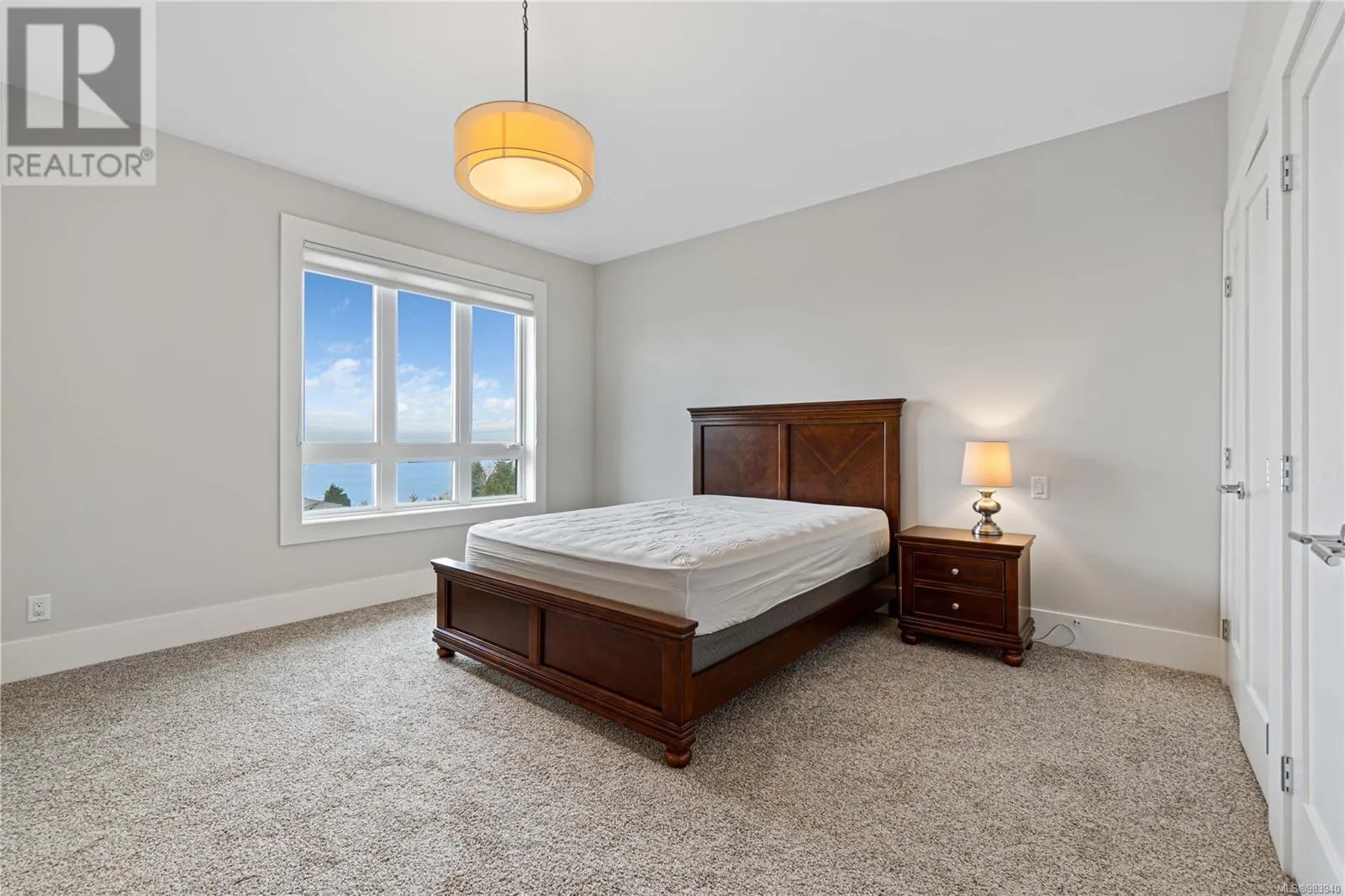 6259 Icarus Dr