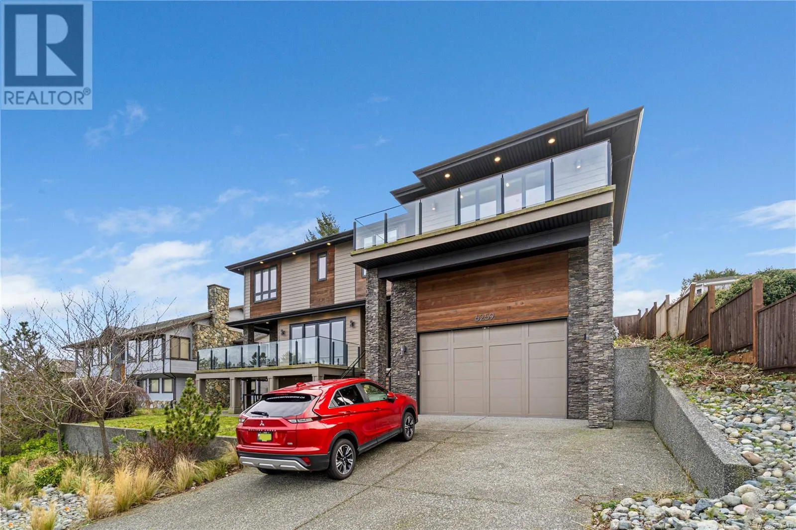 6259 Icarus Dr