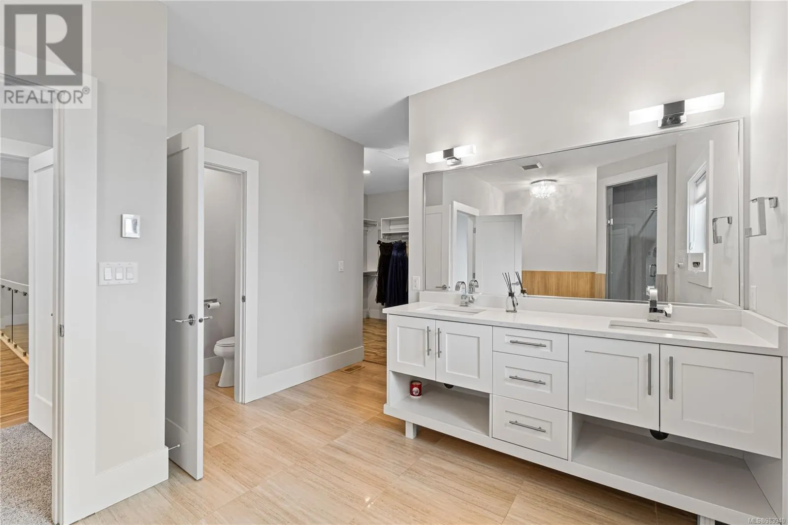 6259 Icarus Dr
